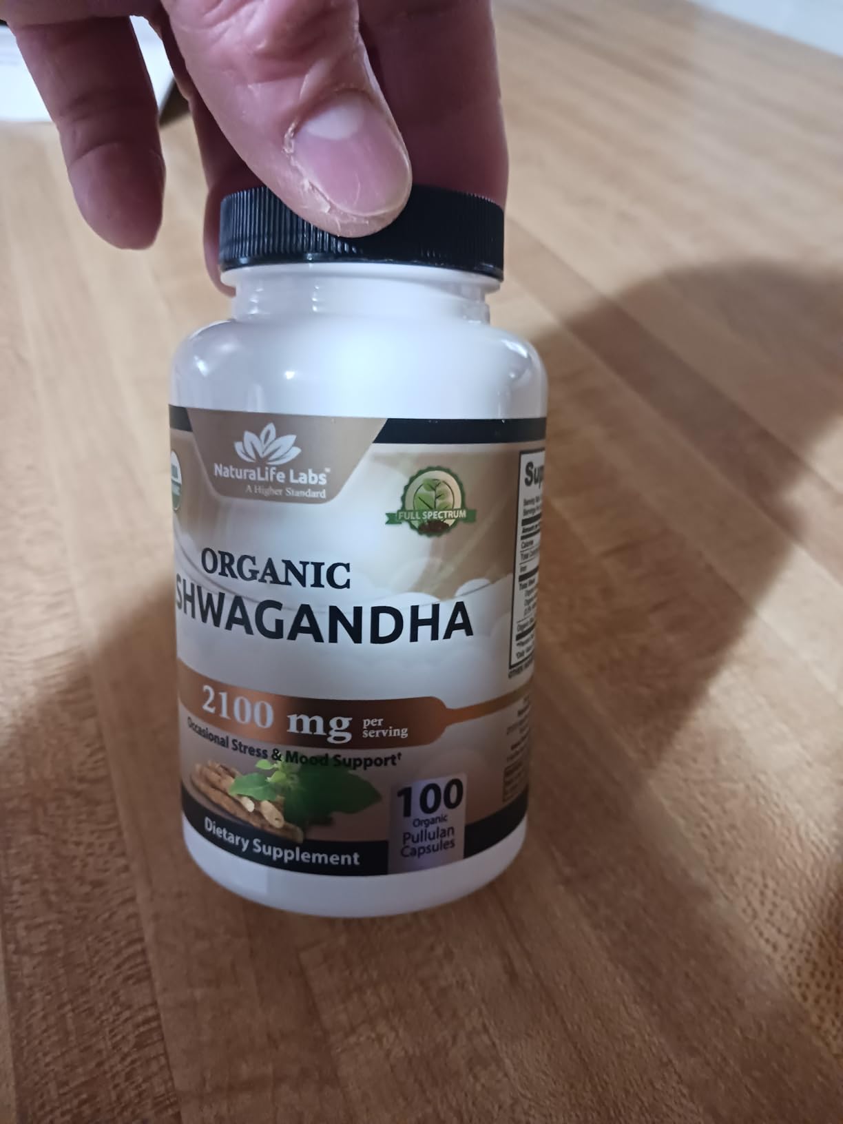 NaturaLife Labs Organic Ashwagandha 2100 mg per Serving – Full Spectrum Root Powder and Standardized Extract (Withanolides) – 100 Capsules – Vegan – Non-GMO, Gluten-Free customer photo 2