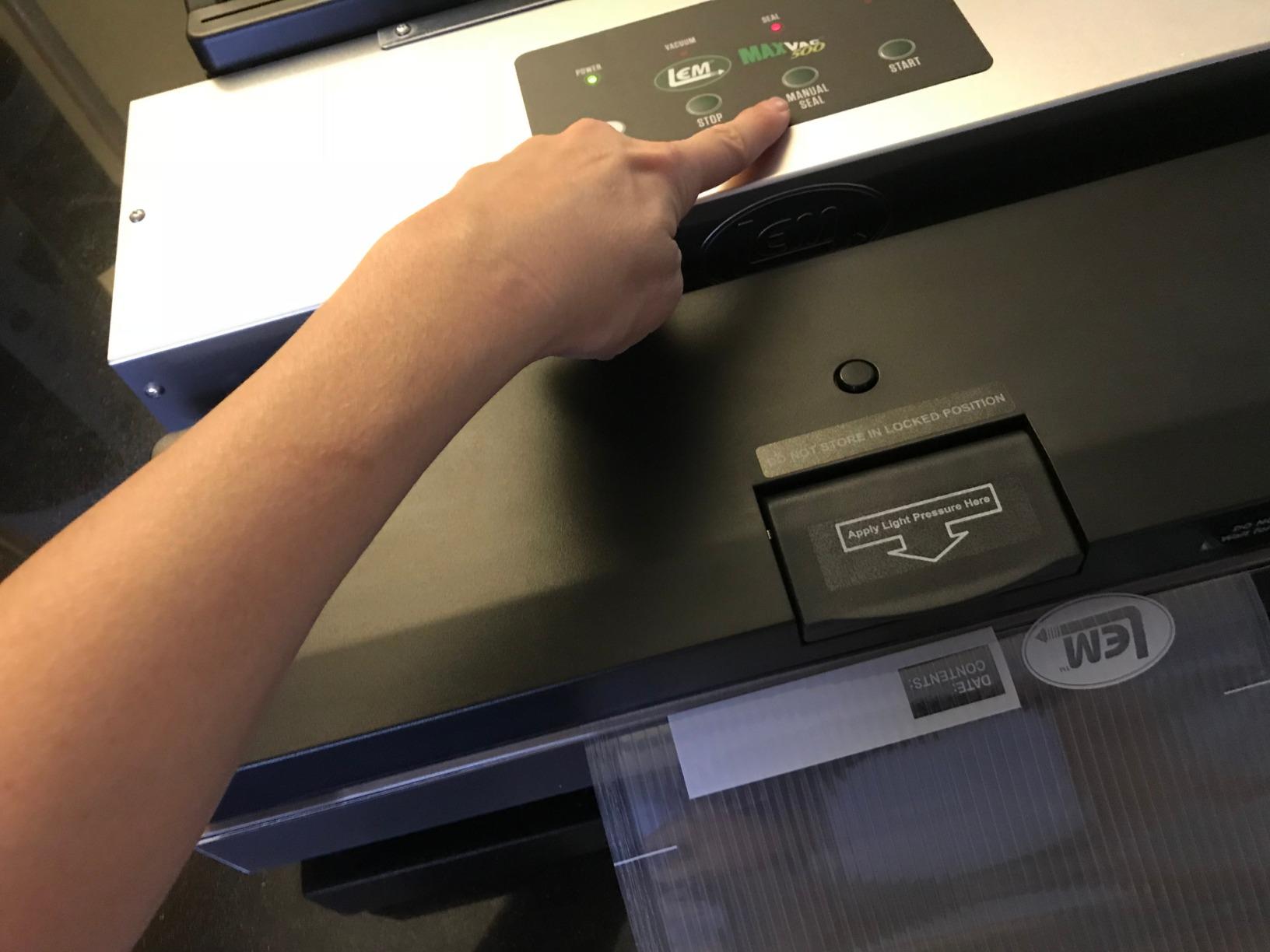 LEM Products MaxVac 500 Vacuum Sealer Machine, Heavy-Duty Aluminum customer photo 2