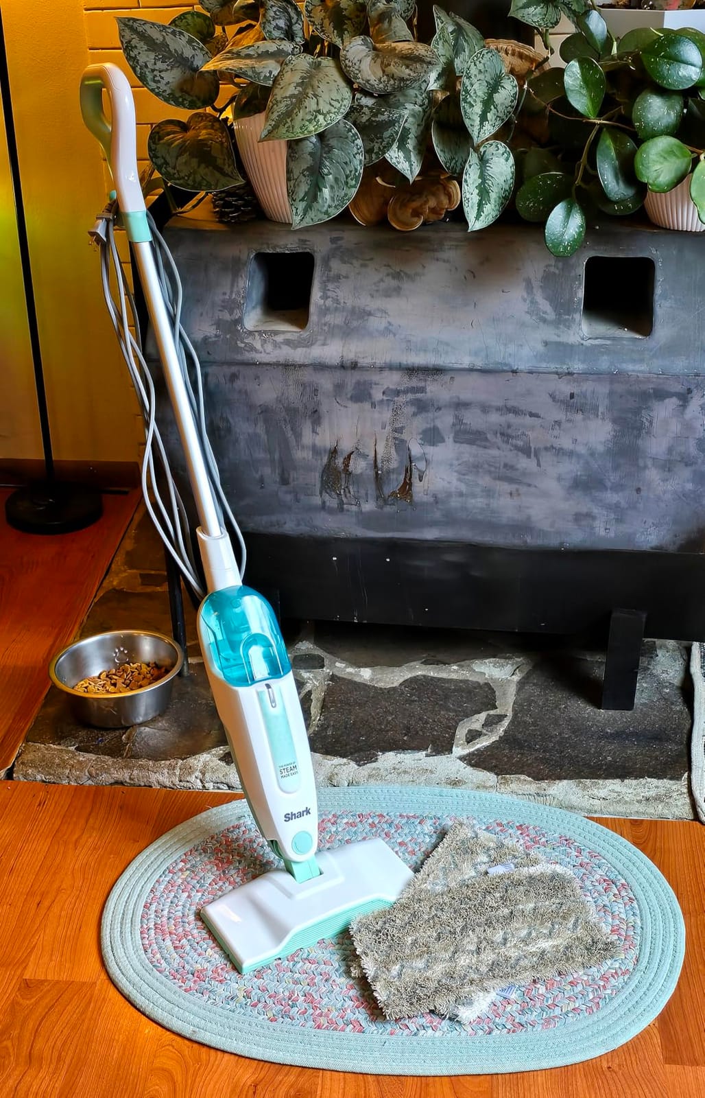 Shark Steam Mop for Sealed Hard Floors with 2 Dirt Grip Pads, White, S1000 customer photo 2