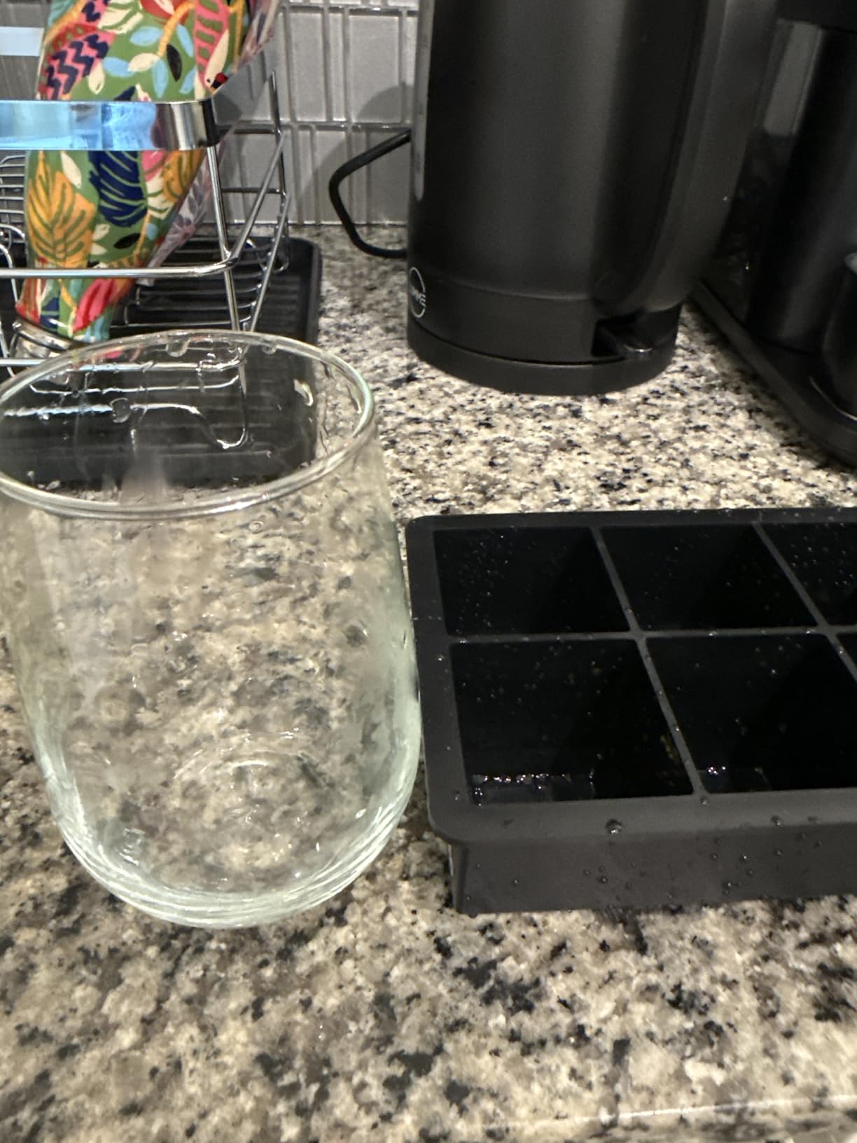 Ice Cube Molds, 2 Pack Silicone Trays for 8 Large Square Cubes customer photo 2