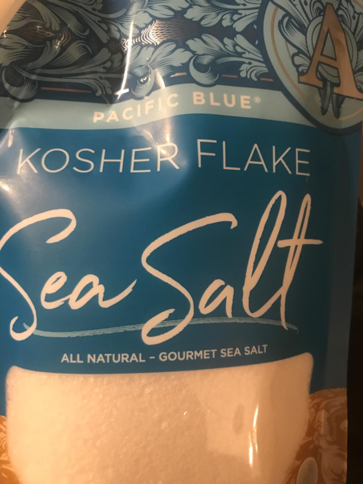 SaltWorks Pacific Blue Sea Salt, Artisan Pour Spout Pouch, Kosher Flake, 8 Ounce customer photo 1