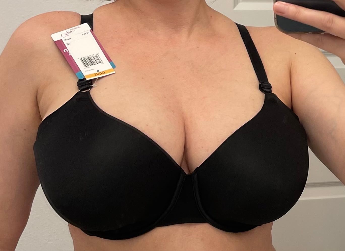 Olga Women's No Side Effects Underwire Contour Bra customer photo 1