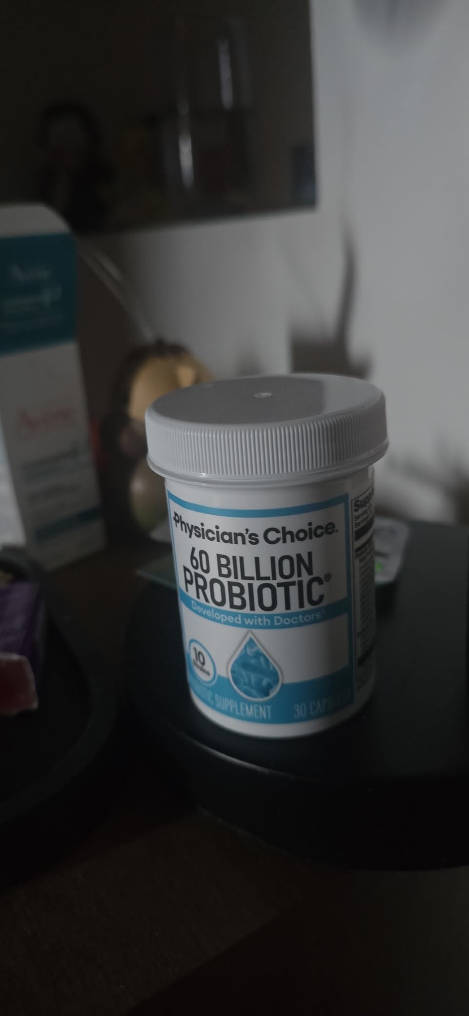 Physician's CHOICE Probiotics 60 Billion CFU - 10 Strains + Organic Prebiotics - Immune, Digestive & Gut Health - Supports Occasional Constipation, Diarrhea, Gas & Bloating - for Women & Men - 30ct customer photo 1