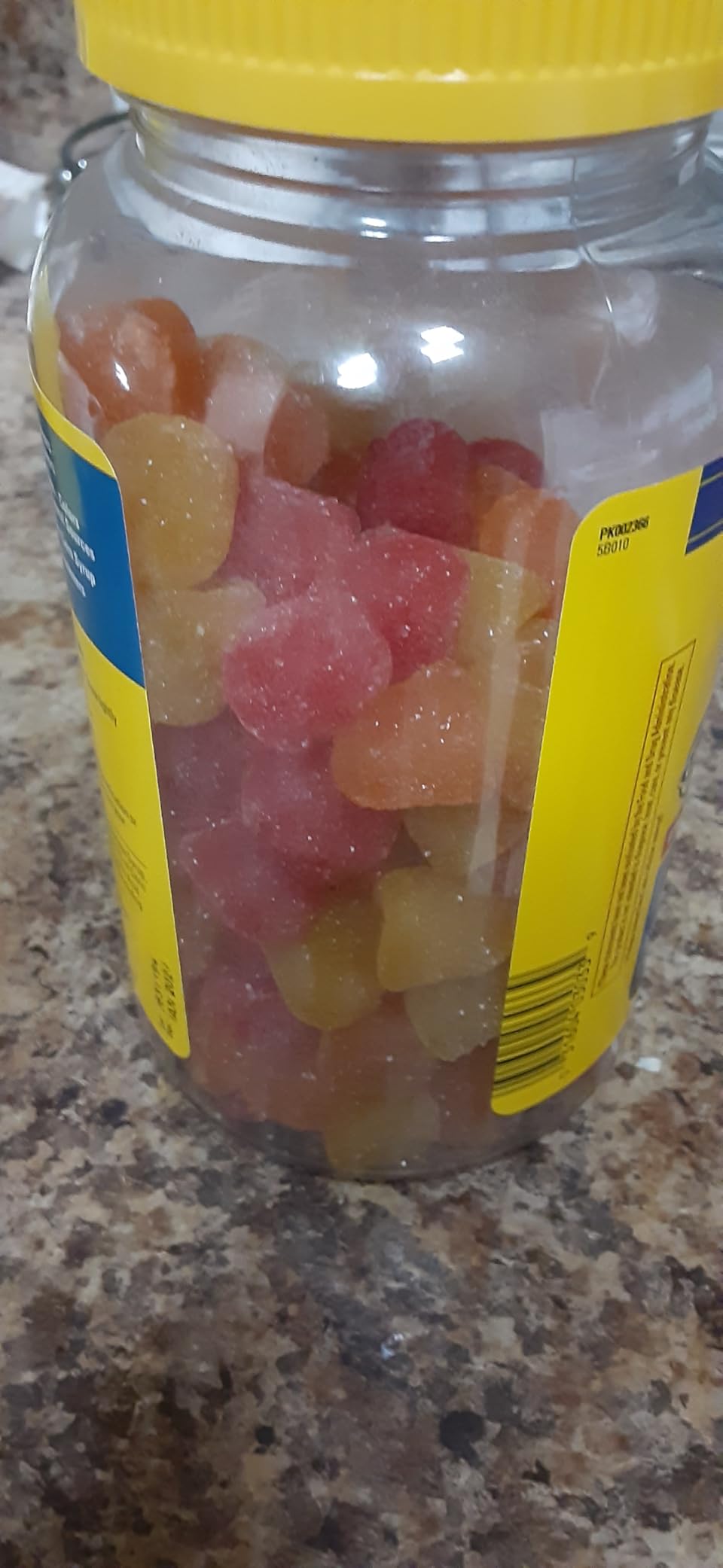 Nature Made Mens Multivitamin Gummies with Omega-3, 150 Count customer photo 2