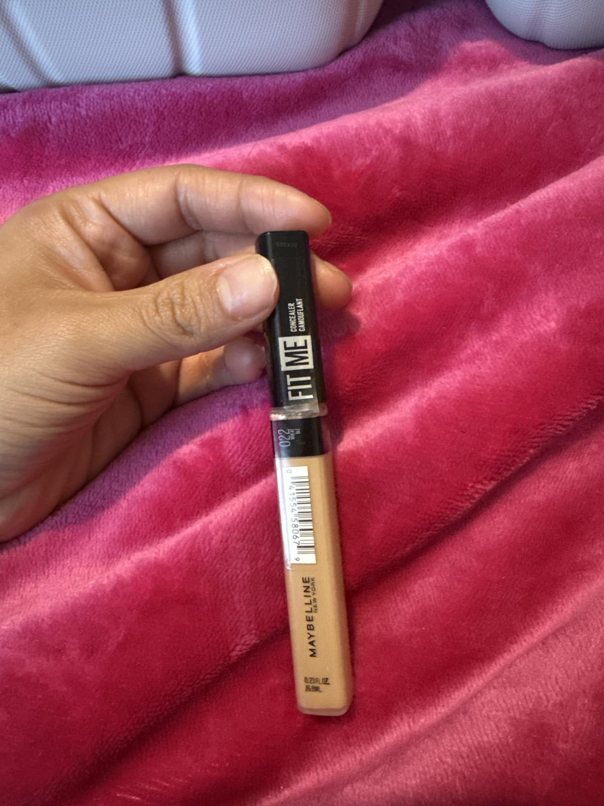 Maybelline New York Fit Me Liquid Concealer Makeup, Natural Coverage, Lightweight, Conceals, Covers Oil-Free, Ivory, 1 Count (Packaging May Vary) customer photo 1