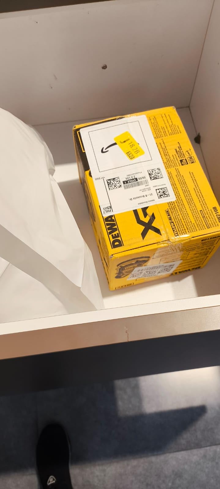 DEWALT 20V MAX Orbital Sander, Tool Only (DCW210B) | Brushless motor, dust collection customer photo 2