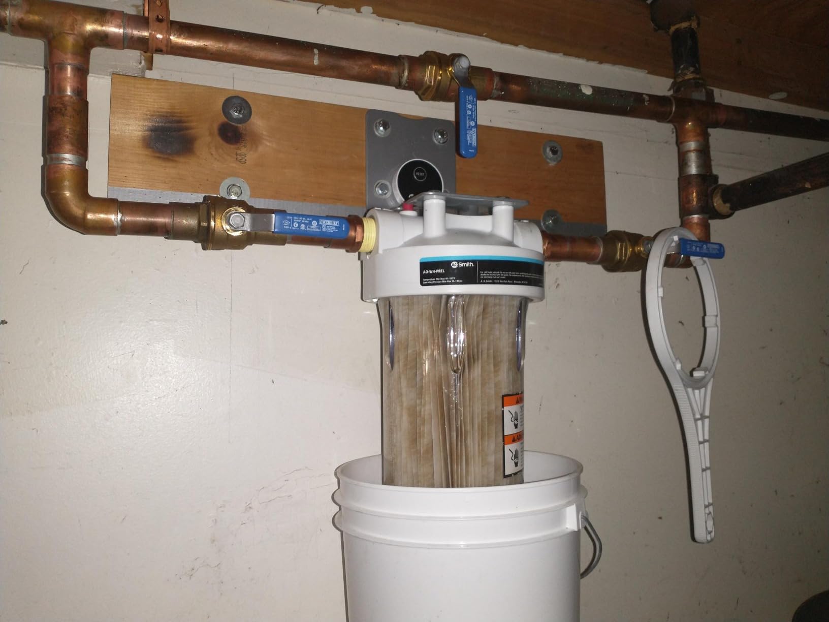 A. O. Smith Whole House Salt-Free Scale Control | 600K Gal | AO-WH-DSCLR customer photo 2