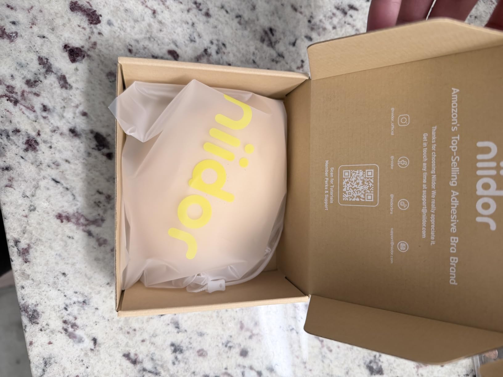 Niidor Adhesive Bra Strapless Ultra Sticky Invisible Push up Silicone Bra Multiple Colors Sizes Reusable for Backless Dress customer photo 2