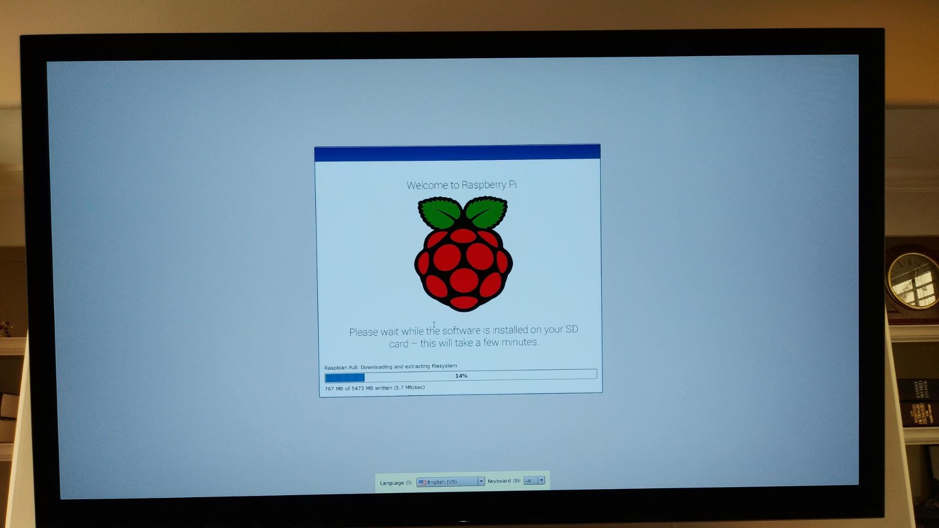 Vilros Raspberry Pi 4 Complete Starter Kit - 4GB RAM, Fan Cooled Case, 64GB Preloaded Micro SD Card customer photo 2
