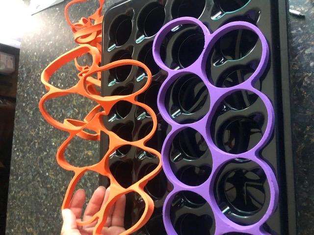 DWC Cloner Rooting Recirculating System 24 Site Cutting Clone and Seeding Root 2 in 1 Deep Water Cloner 24 Site with Clear Humidity Propagation Dome (Black) customer photo 2