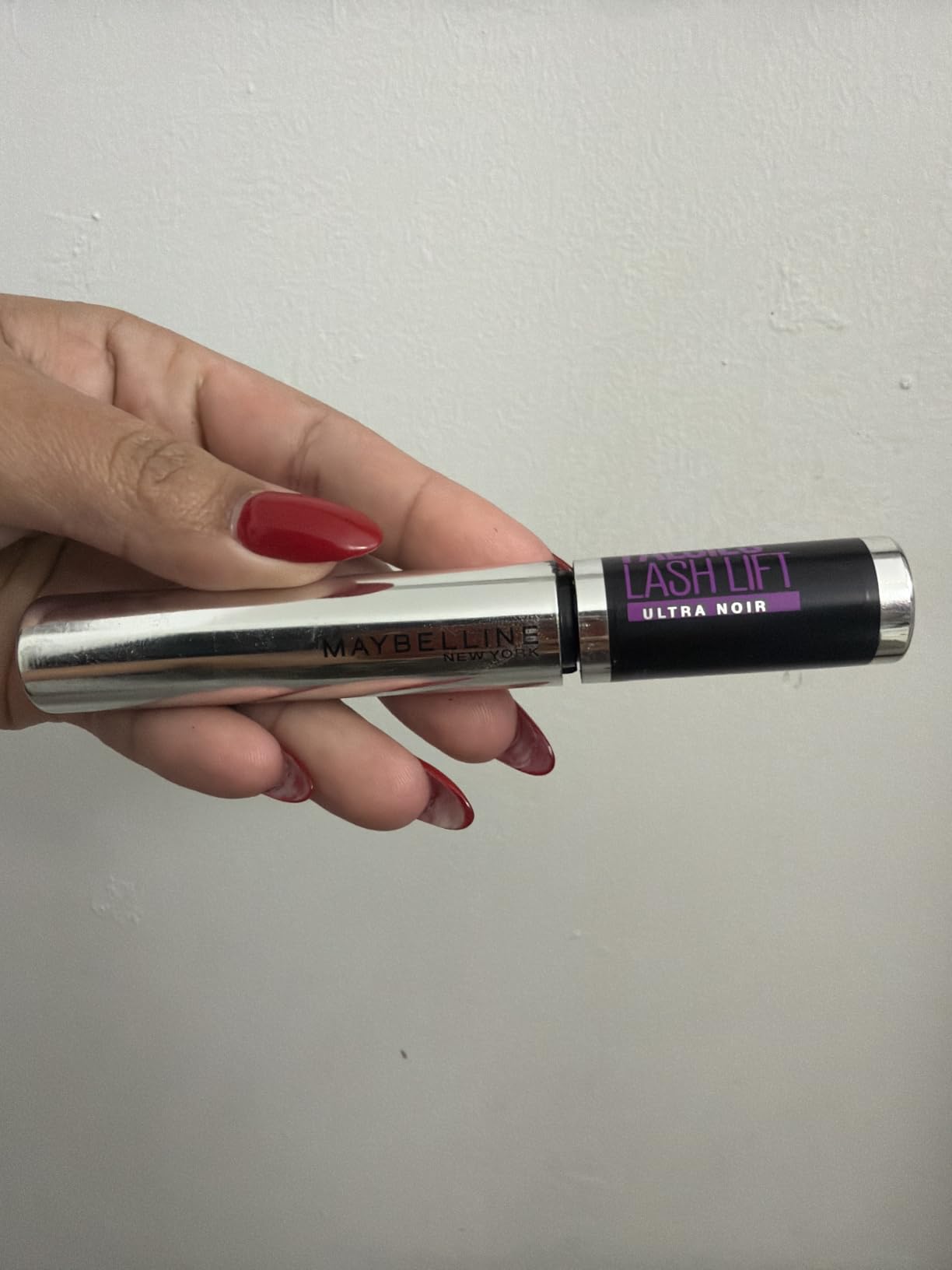 Maybelline The Falsies Lash Lift Washable Mascara Volumizing, Lengthening, Lifting, Curling, Multiplying, Eye Makeup, Blackest Black, 1 Count customer photo 1