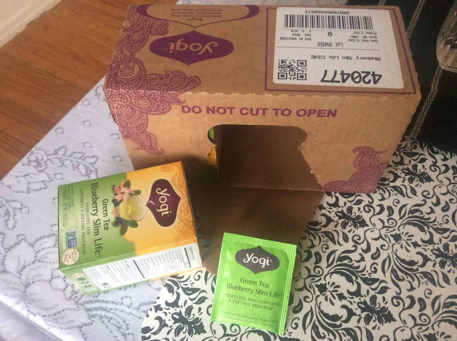 Yogi Green Tea Blueberry Slim Life, 16 Tea Bags (4 Pack) customer photo 2