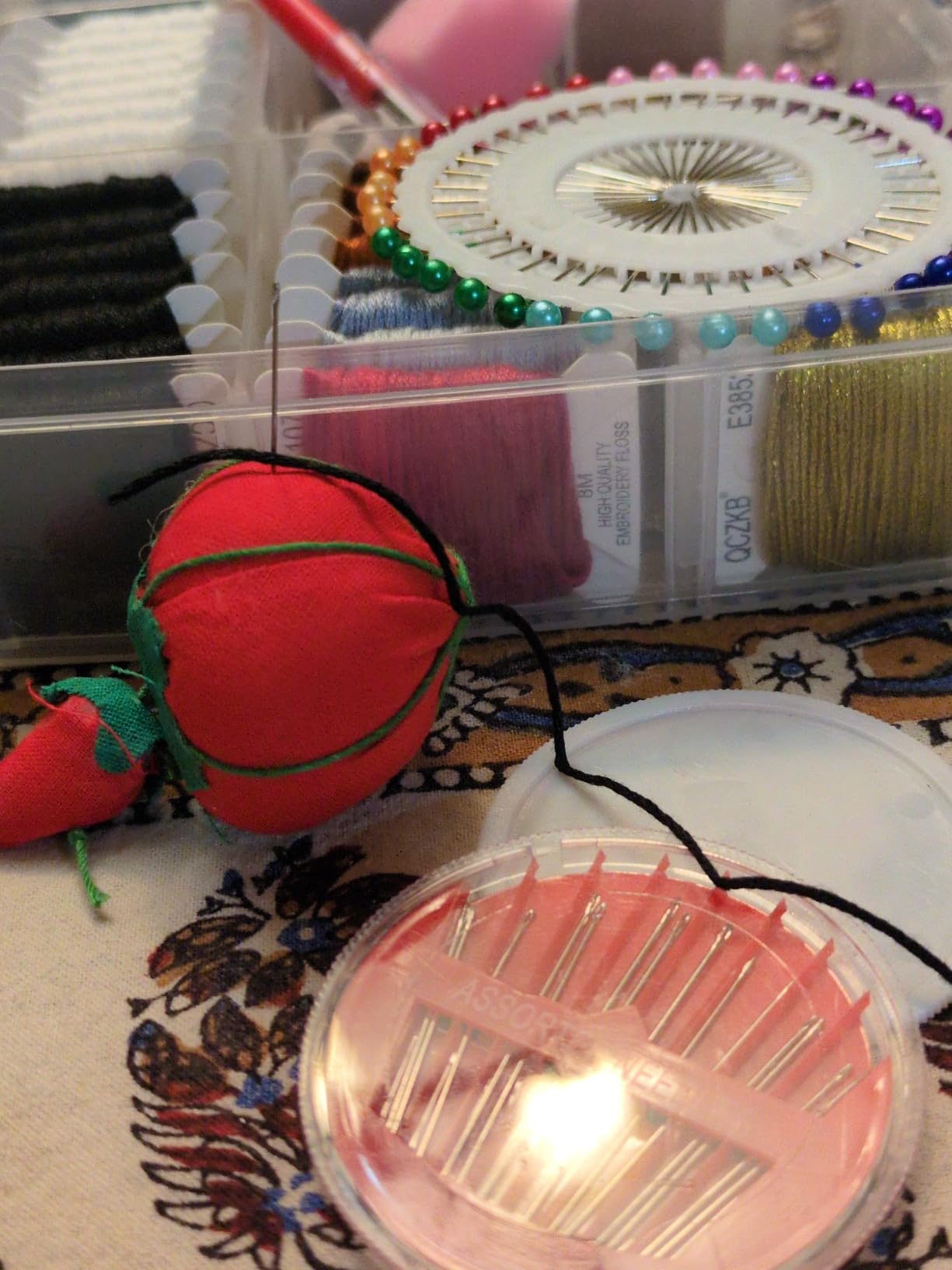 188 Embroidery Floss Set Including Cross Stitch Threads Friendship Bracelet String with 2-Tier Transparent Box, Floss Bobbins and Cross Stitch Kits customer photo 2