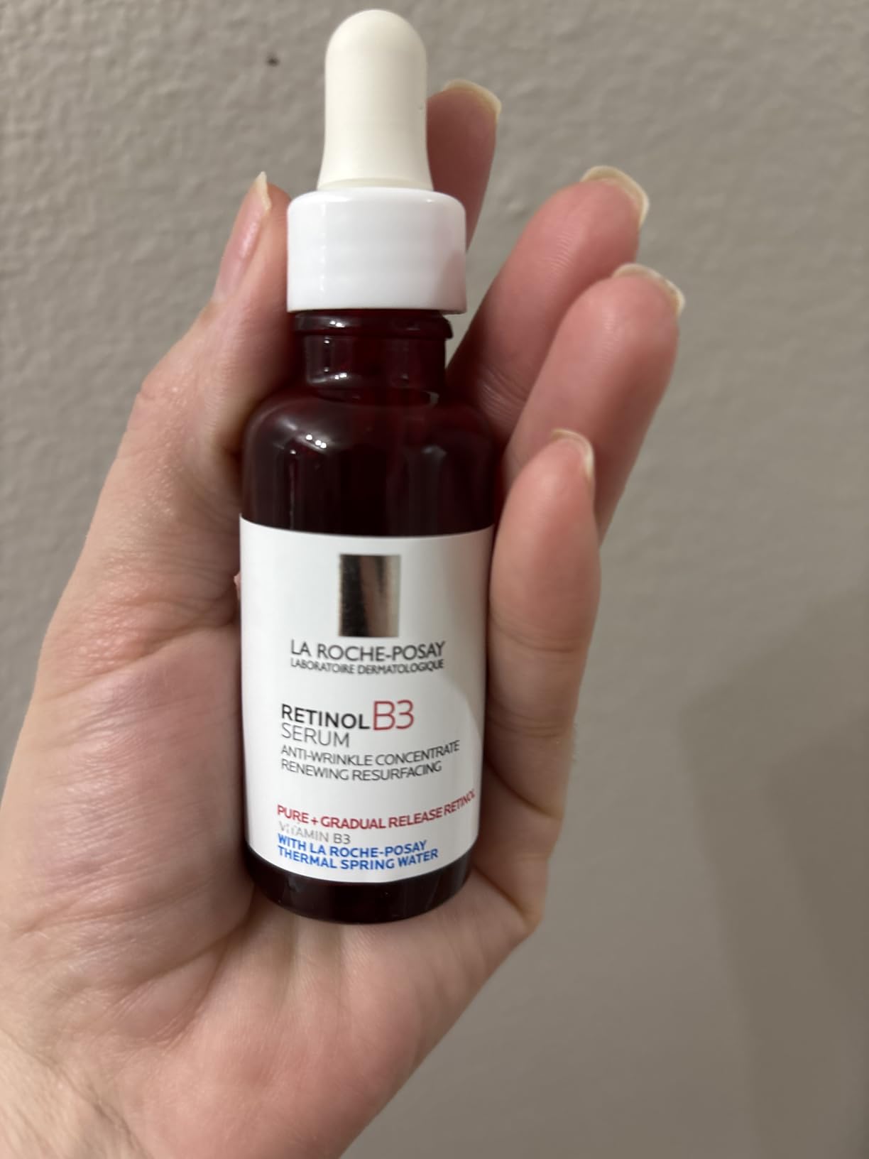 La Roche-Posay Retinol Face Serum with Niacinamide & Hyaluronic Acid, 1oz customer photo 2