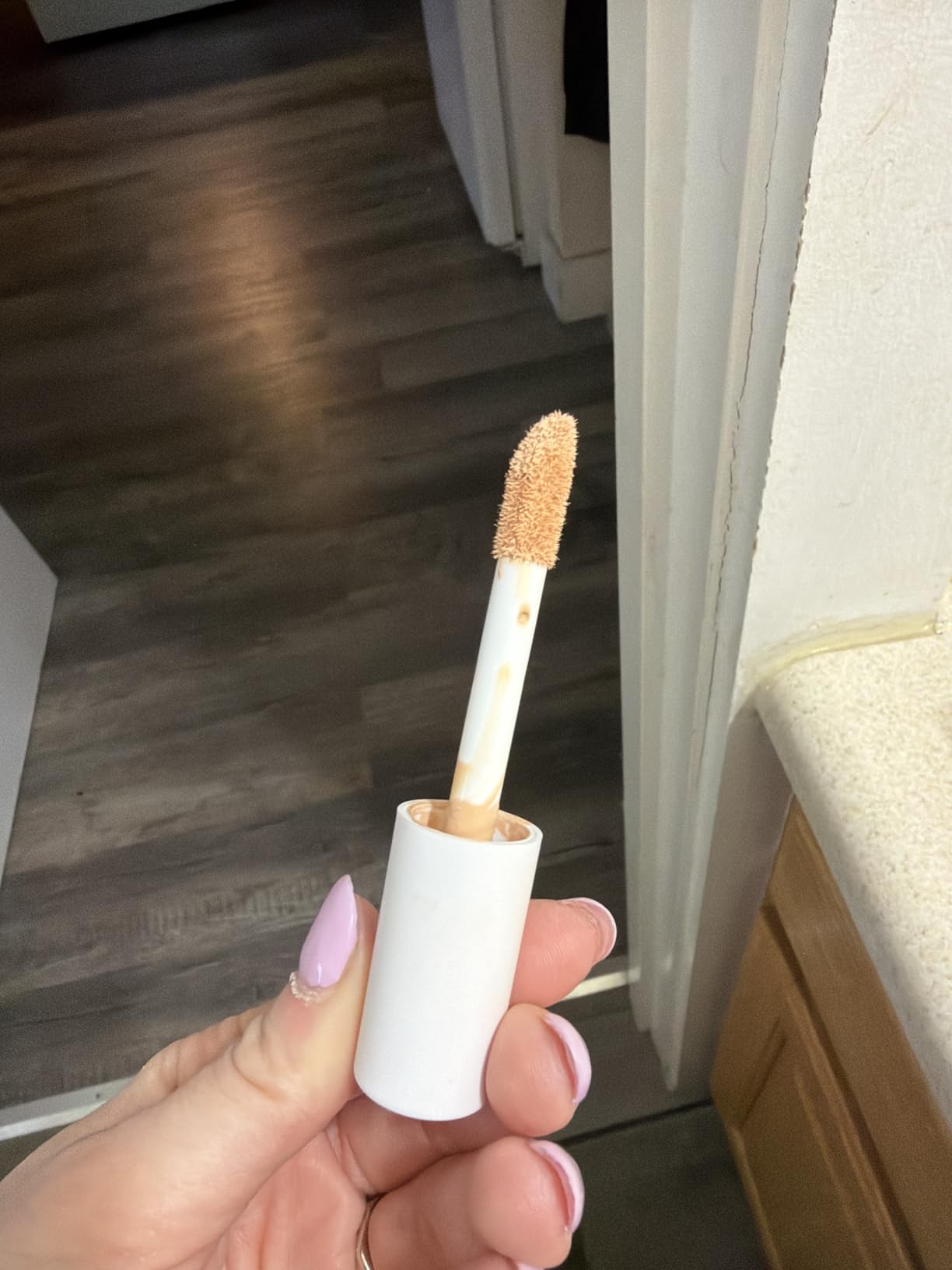 e.l.f. Hydrating Camo Concealer, Full Coverage, Light Ivory customer photo 1