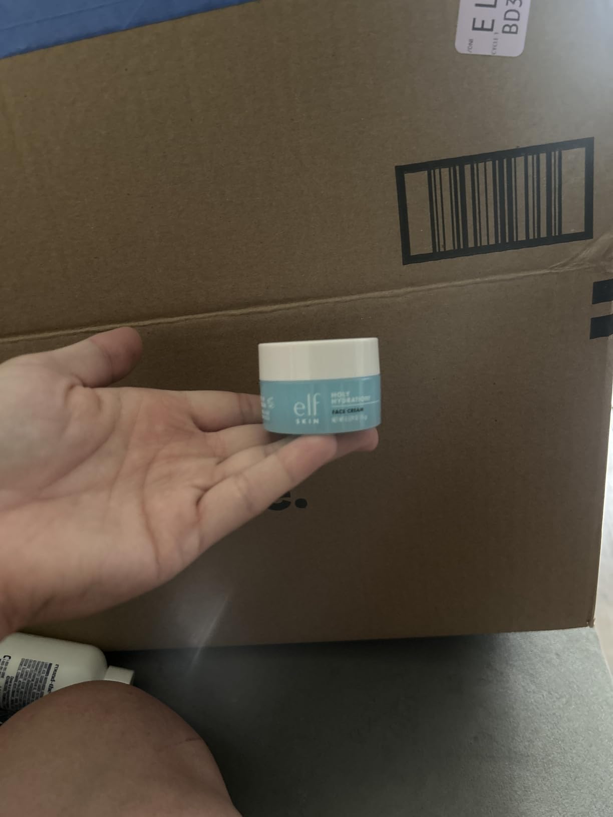 e.l.f. SKIN Holy Hydration! Face Cream with Hyaluronic Acid, Fragrance Free, Niacinamide & Peptides, Nourishing Moisturizer, Vegan & Cruelty-Free customer photo 2