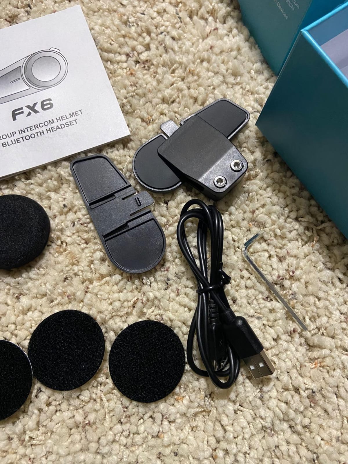 Fodsports FX6 Motorcycle Bluetooth Headset, 6 Riders Group Motorcycle Intercom Bluetooth, 1000M Motorbike Helmet Communication Systems/Voice Command/Universal Pairing/FM Radio(2 Pack) customer photo 1