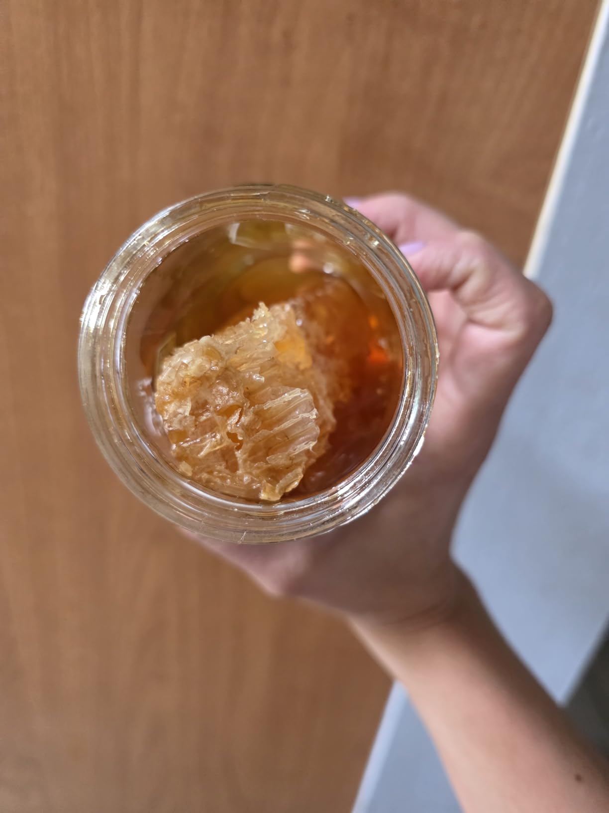 100% Raw Unfiltered Honey With Honeycomb by Pure Southern Honey [1lb] - Authentic, USA - Made Gallberry - Pure Unheated - Non - GMO, Unsweetened, Sugar - Free, Real American Honey With Comb customer photo 1