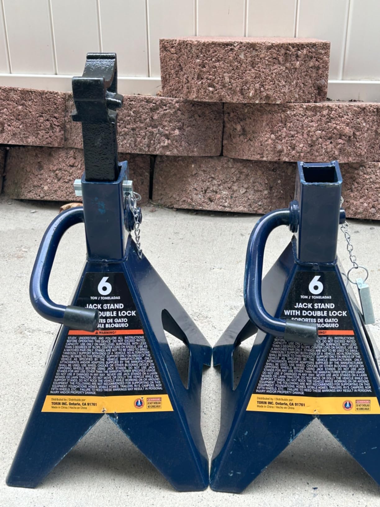 TCE 6 Ton (12,000 LBs) Capacity Double Locking Steel Jack Stands, 2 Pack, Blue, AT46002AU customer photo 2