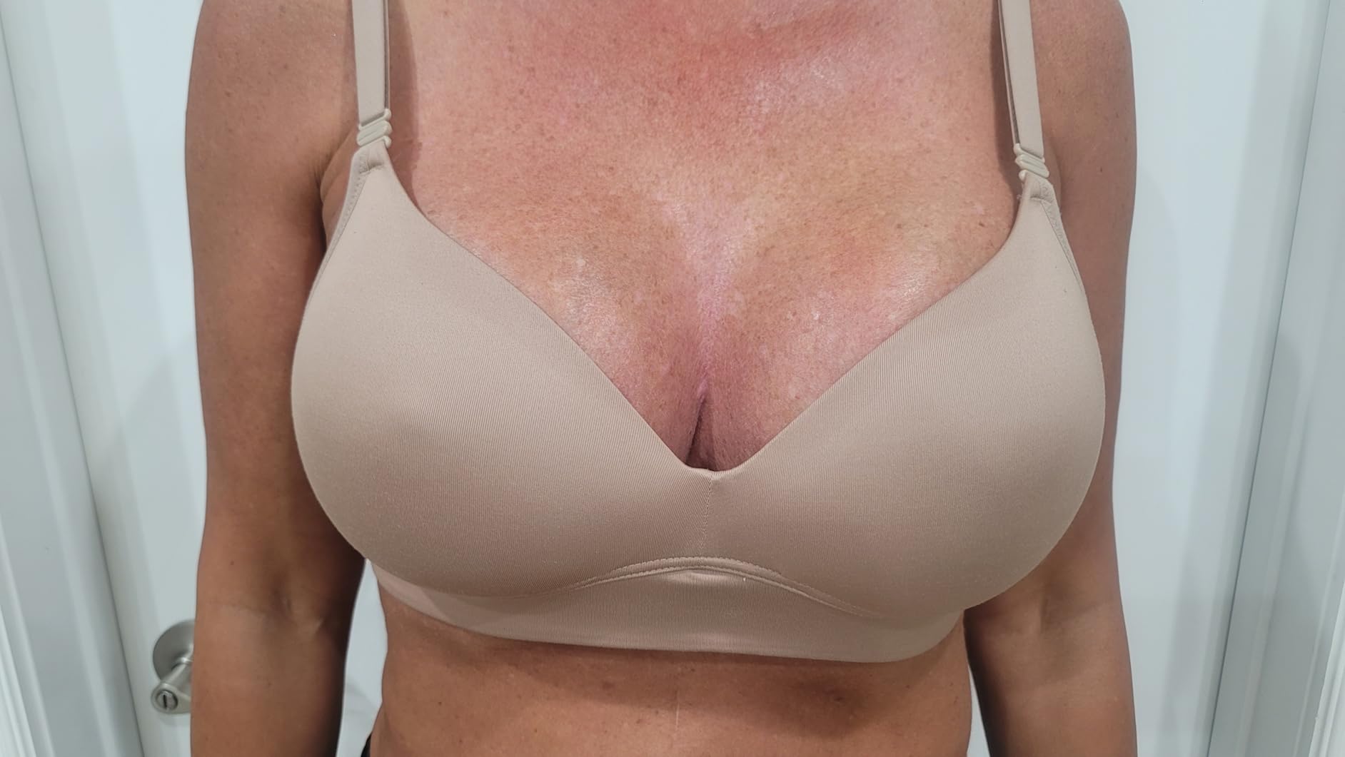 Warner's Women's Blissful Benefits Convertible Pure Bliss Comfort Wire-Free Longline Bra customer photo 2