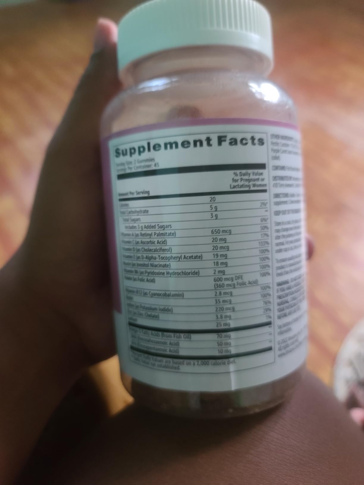 Amazon Basics Prenatal & DHA Gummy, Raspberry & Lemon Flavor, 90 Count (Previously Solimo) customer photo 1