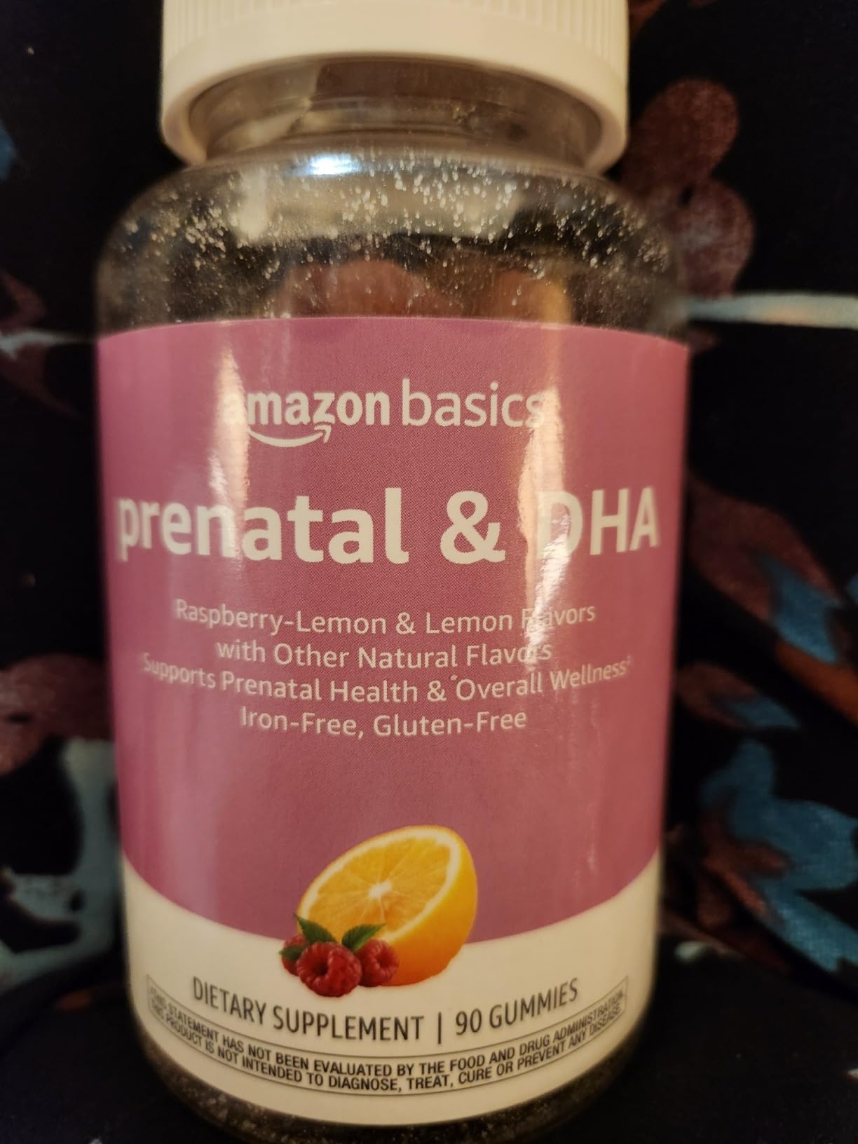 Amazon Basics Prenatal & DHA Gummy, Raspberry & Lemon Flavor, 90 Count (Previously Solimo) customer photo 2