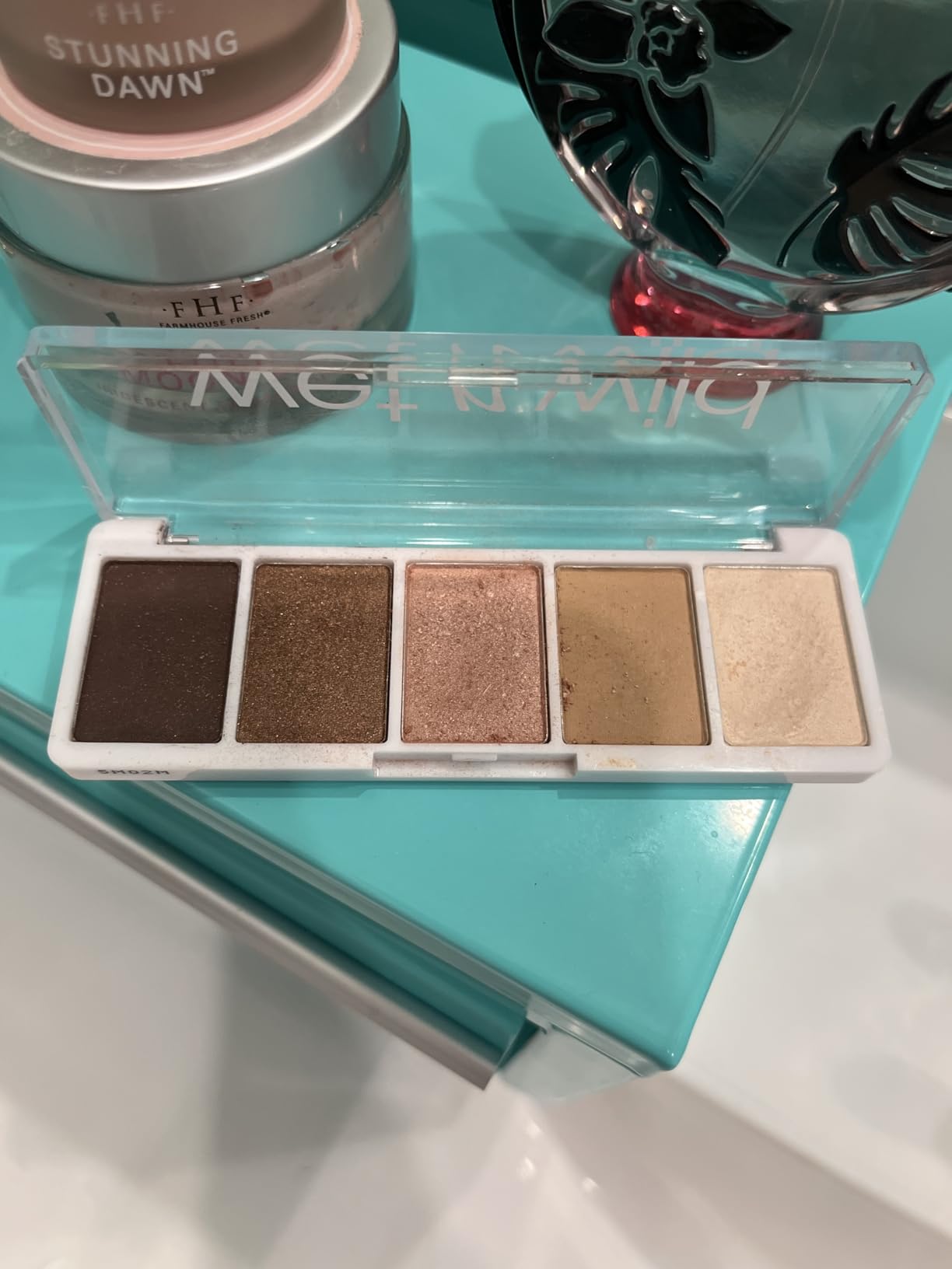 wet n wild Color Icon Eyeshadow Makeup 5 Pan Palette, Matte, Shimmer, Metallic, Long Wearing, Rich Buttery Pigment, Cruelty Free - Walking On Eggshells customer photo 1