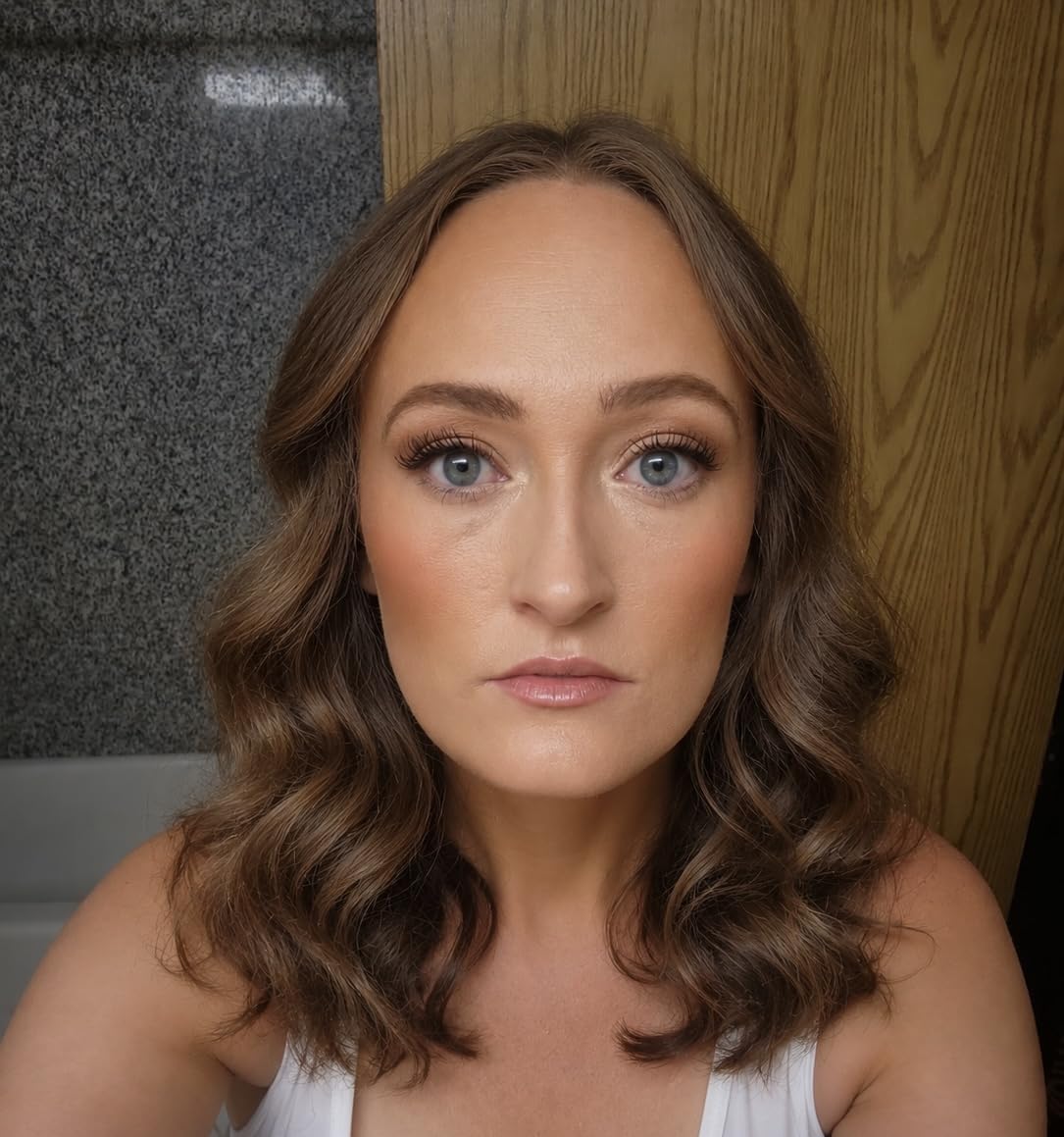 e.l.f. Putty Blush, Creamy & High-Pigment Formula For A Natural Glow, Delivers A Semi-Matte & Powder Finish, Vegan & Cruelty-Free, Bora Bora customer photo 1