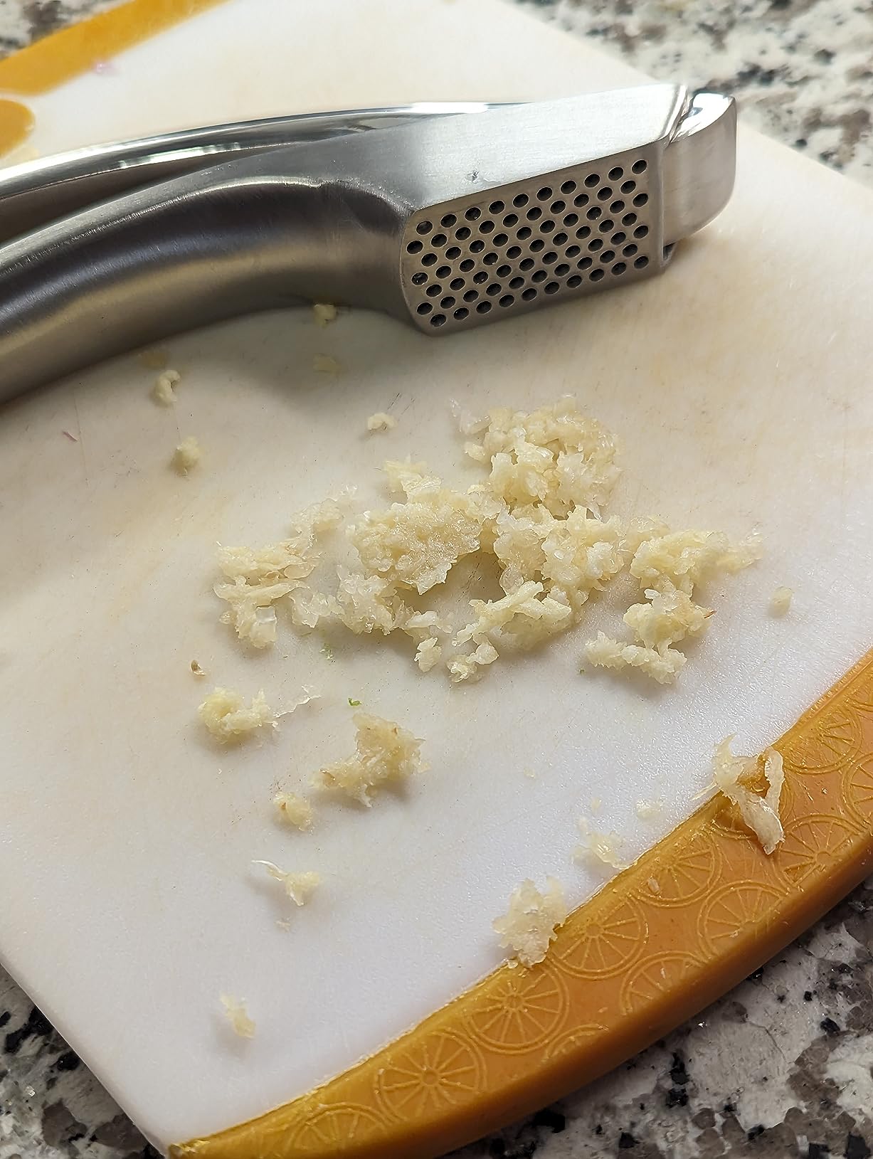 Gourmet Easy Garlic Press Lifetime Replacement, No Need to Peel, Fine Mince customer photo 1