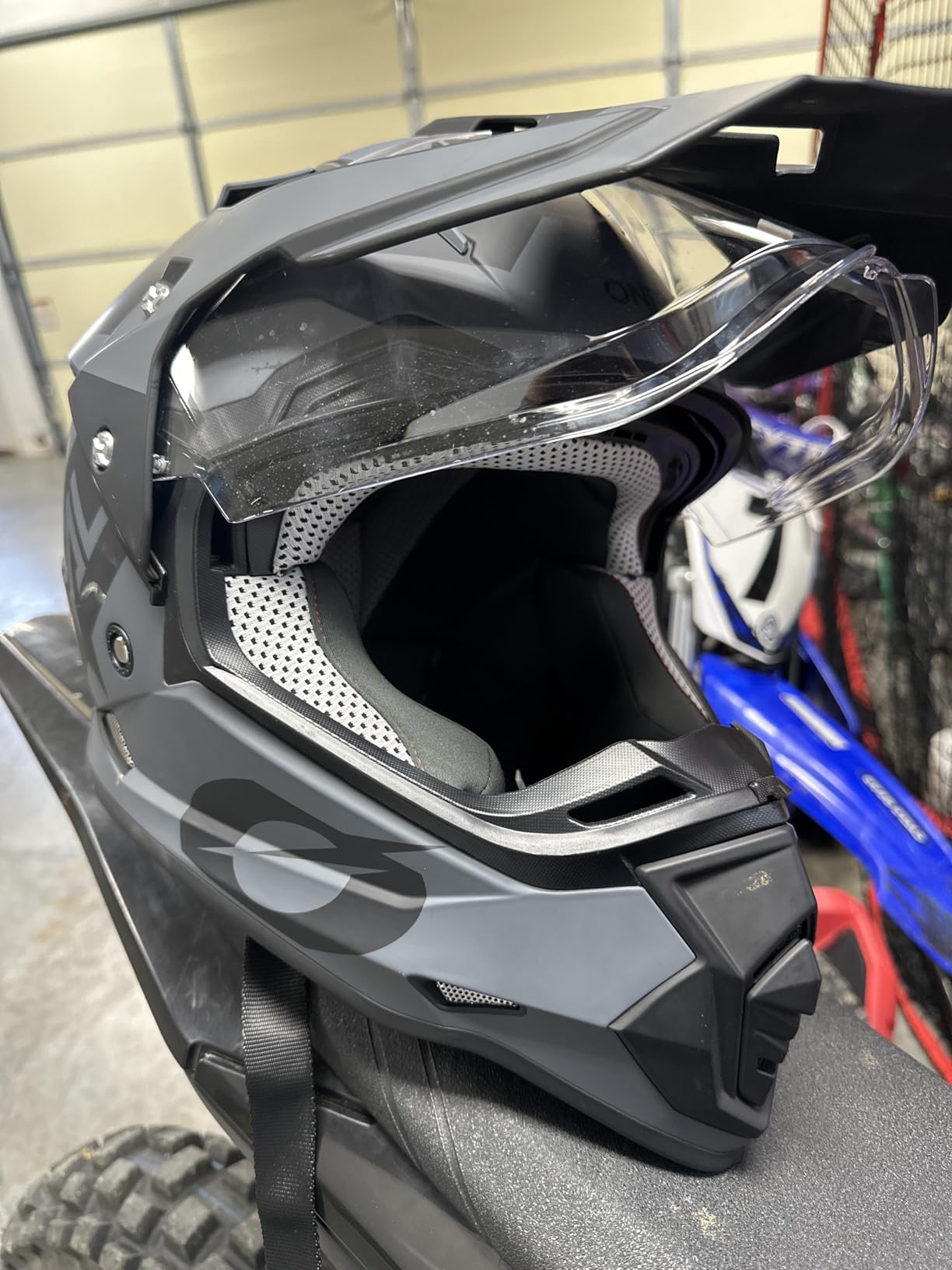 O'Neal Sierra Helmet, Black/Gray XL customer photo 1