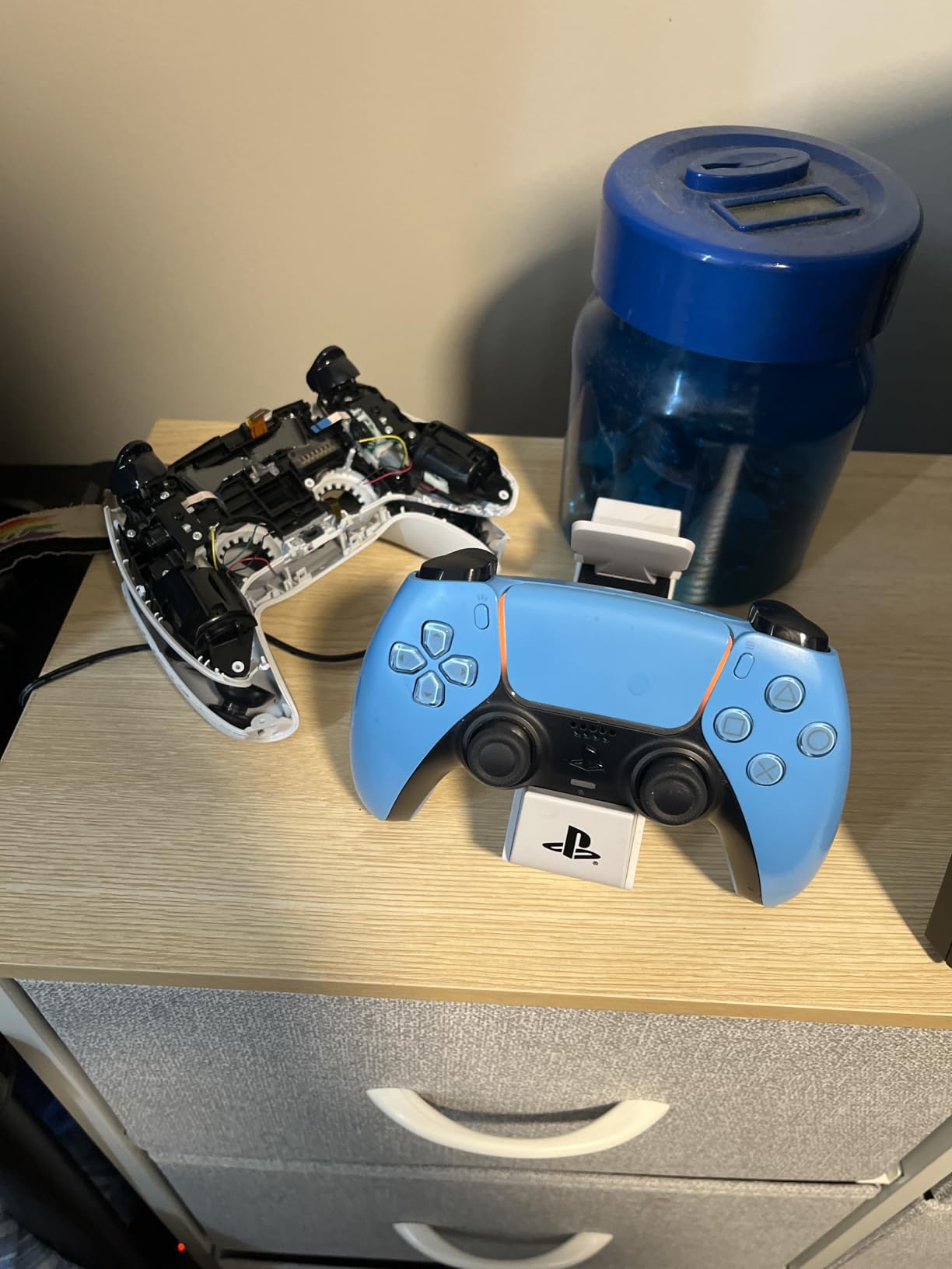 PowerA Twin Charging Station for Dualsense Wireless Controllers, Dualsense Controller Charging, Charge, Sony PlayStation, PS5, Officially Licensed - PlayStation 5 customer photo 2