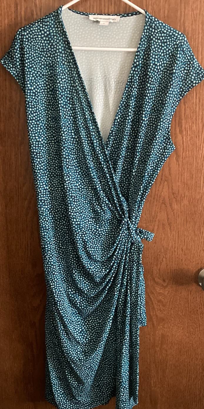 Amazon Essentials Women's Classic Cap Sleeve Wrap Dress with V Neck, Pleated Waist (Available in Plus Size) customer photo 2