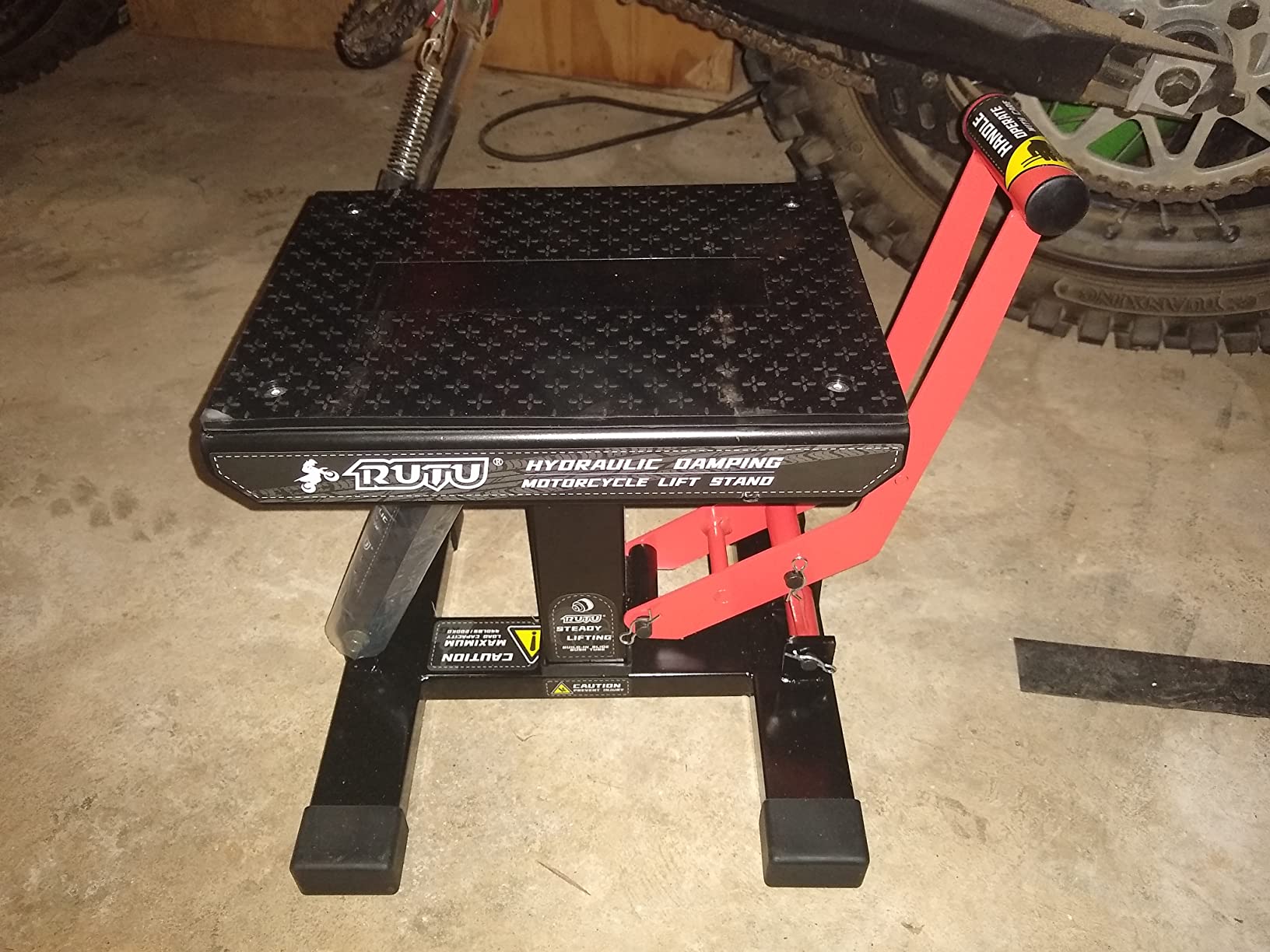 Hydraulic Dirt Bike Stand 1000lbs for Motorcycle Maintenance Oil Change customer photo 1