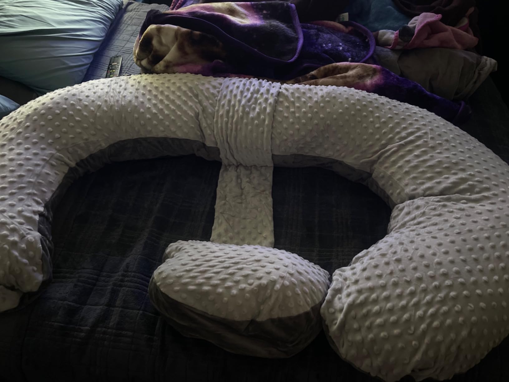 QUEEN ROSE Pregnancy Pillow, Maternity Body Pillow, Wedge, Dual Grey Velvet customer photo 1