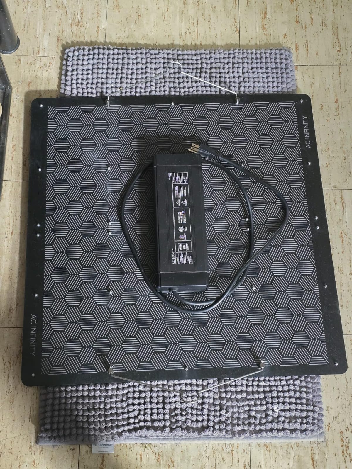AC Infinity IONBOARD S44, LED Grow Light Board 4x4 with Dimming Control customer photo 2