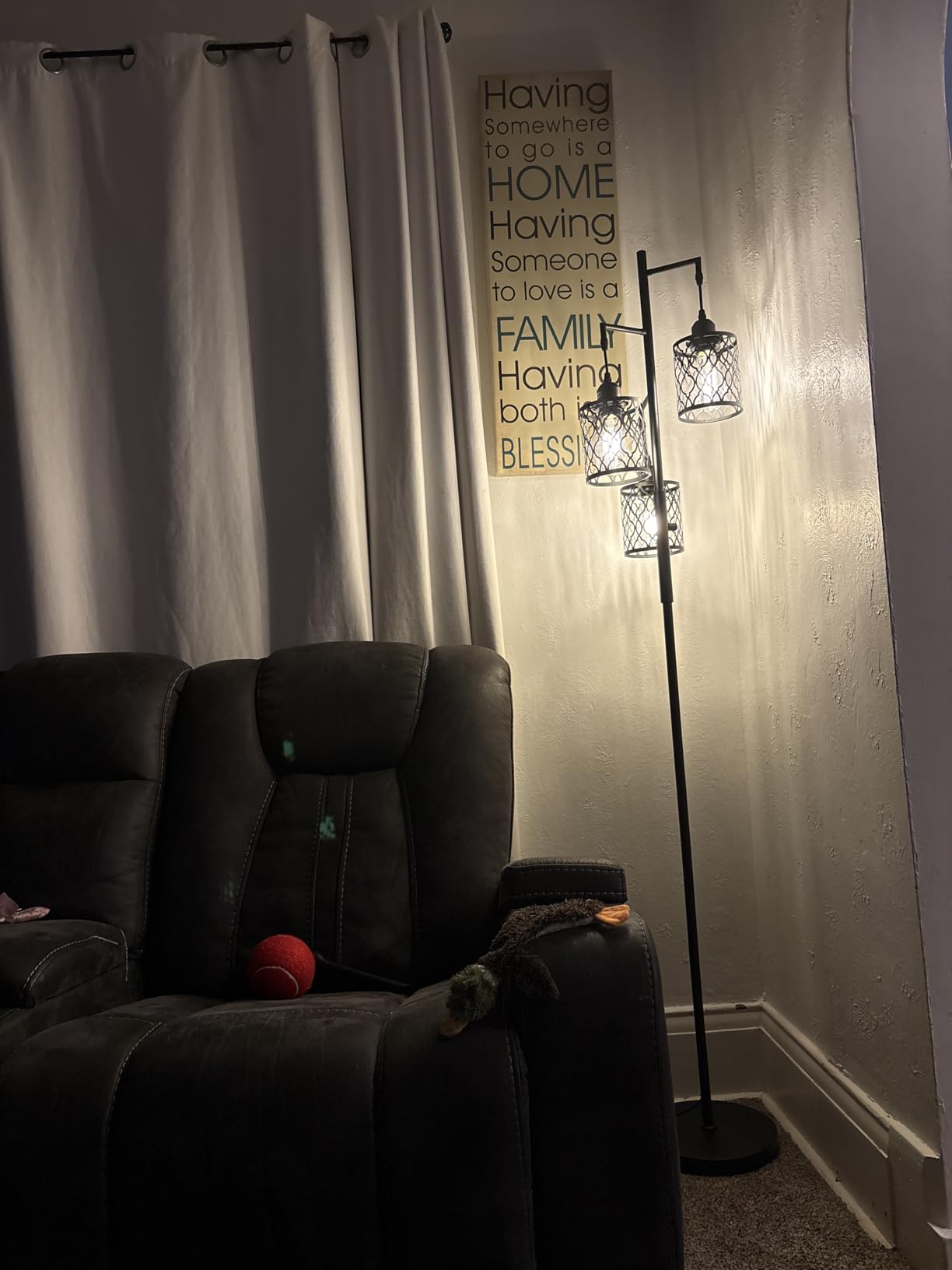 ROTTOGOON Dimmable Farmhouse Floor Lamp, Industrial Floor Lamp for Living Room with 3 X 6W LED Bulbs, 3 Light Rustic Standing Tall Lamp for Bedroom, Office, 68