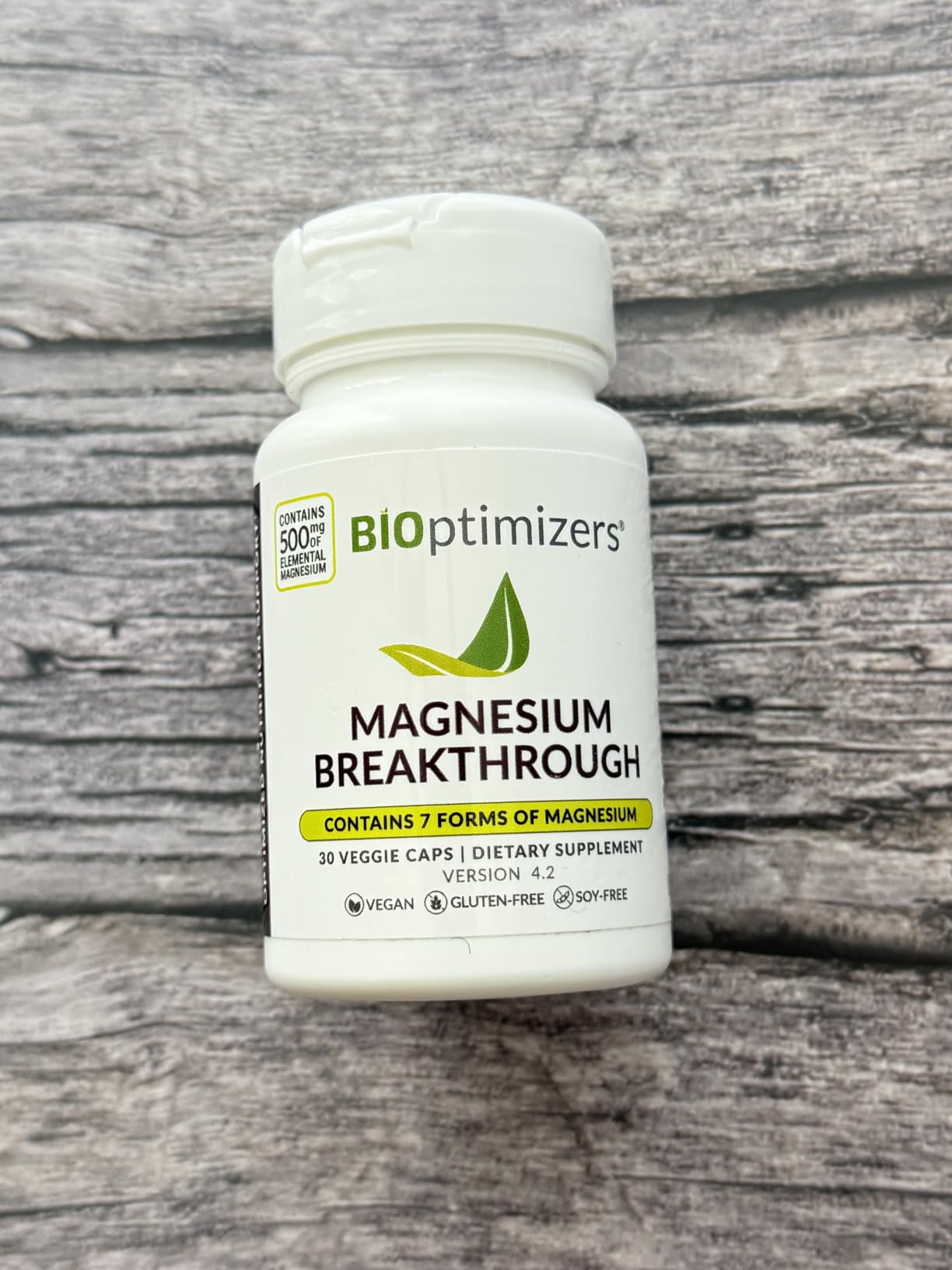 BIOptimizers Magnesium Breakthrough Supplement with 500mg - 7 Forms of Magnesium: Glycinate, Malate, Citrate, and More - Natural Support for Sleep and Cognitive Function -30 Capsules- Calming Vitamins customer photo 1