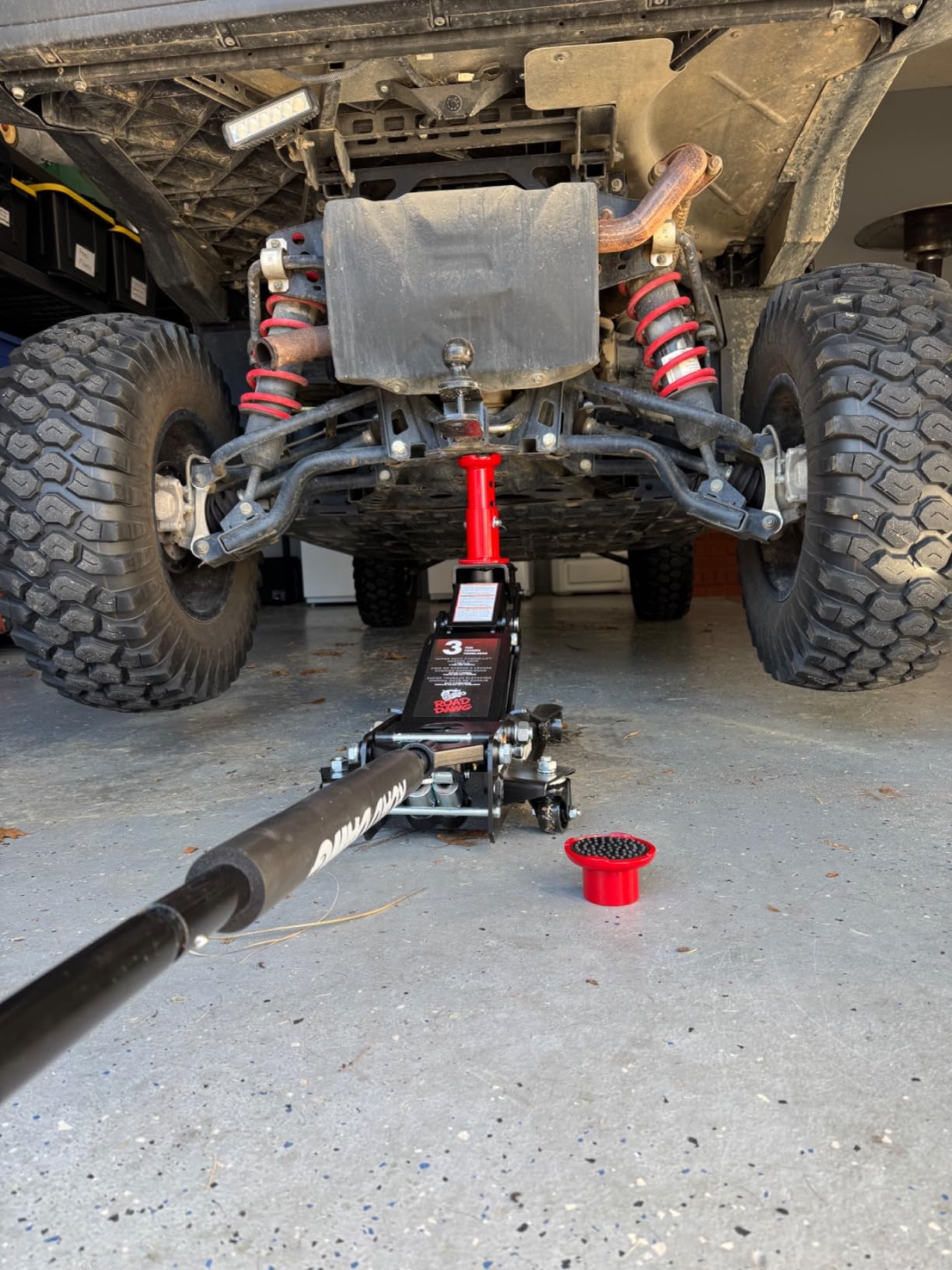 Road DAWG Low‑Profile High‑Reach Hydraulic 3 Ton Floor Jack, Black customer photo 2