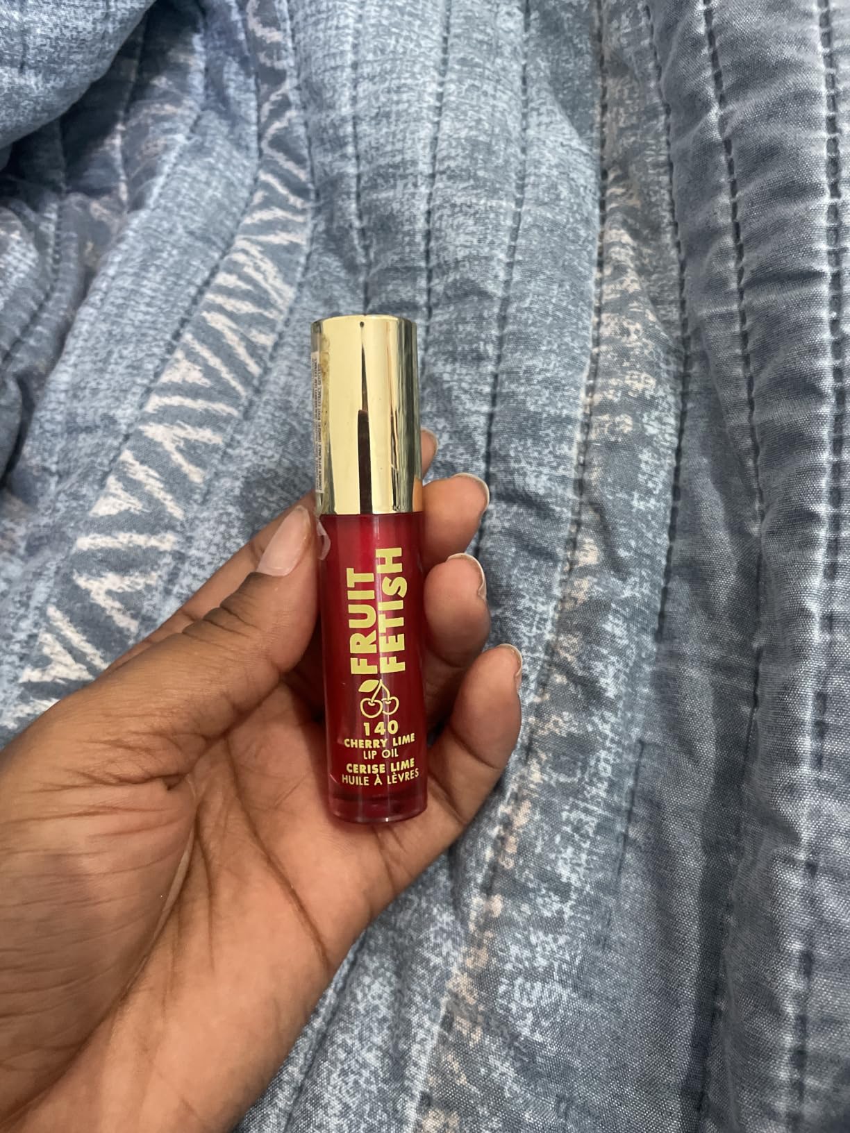 Milani Fruit Fetish Lip Oil, Tinted Hydrating Gloss - Passionfruit Coconut customer photo 2