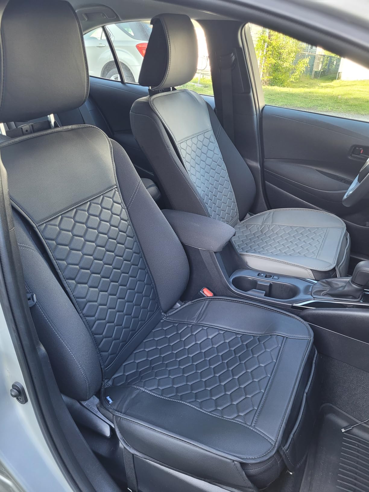 Elantrip Leather Car Seat Covers Front 2PC Waterproof Universal Fit Black customer photo 1