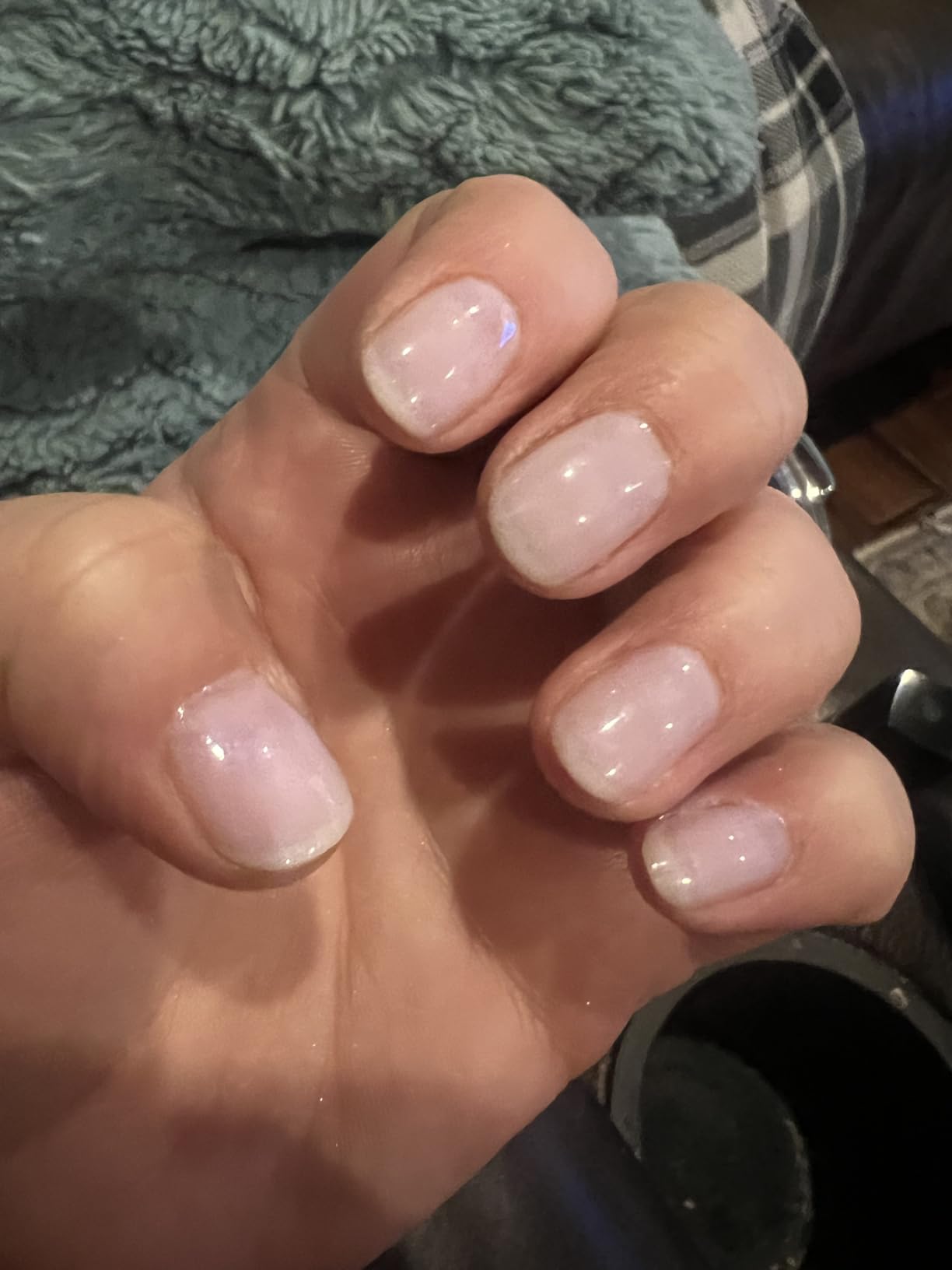 L'OCCITANE Shea Nail & Cuticle Oil, Nourishing Brush-On Moisture for Stronger & Healthier Nails, Hydrating Care for Manicures with Almond Oil, Vegan customer photo 2