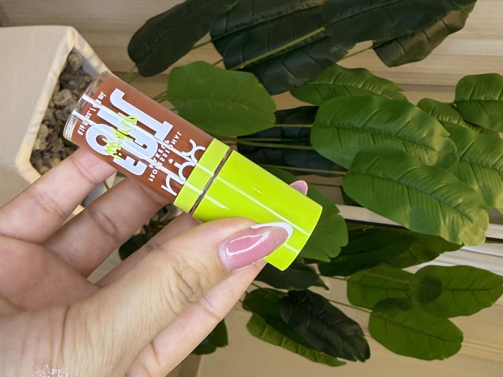 NYX PROFESSIONAL MAKEUP Fat Oil Lip Drip, Moisturizing Lip Oil Gloss, Vegan Tinted Formula, Up to 12 HR Hydration - My Main (Clear) customer photo 2