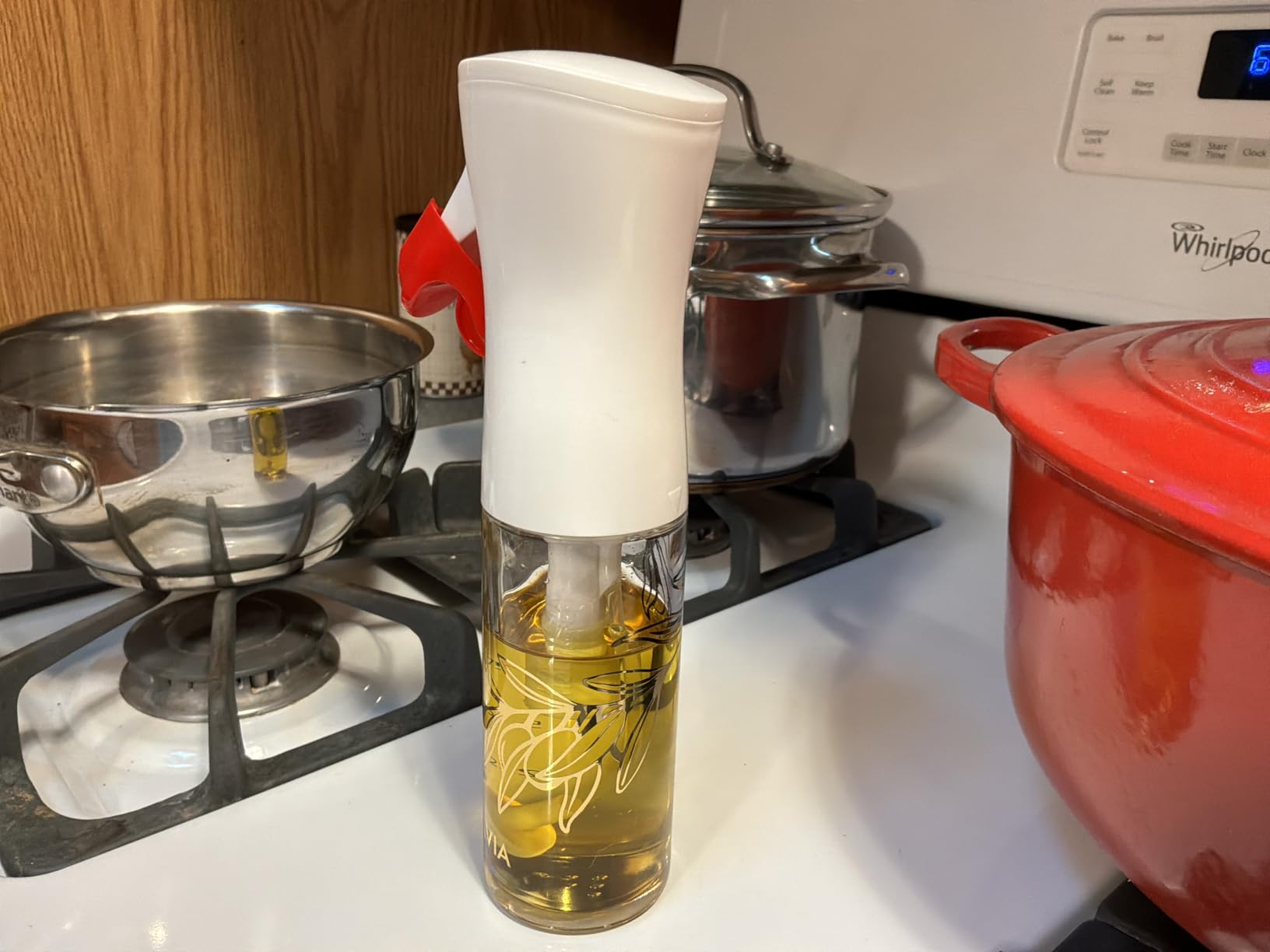 FLAIROSOL OLIVIA. The Original Advanced Oil Sprayer for Cooking, Salads, BBQs and More, Continuous Spray with Portion Control, Trusted by Chefs. Patented Technology. (Glass Bottle) (Golden Leaves) customer photo 2