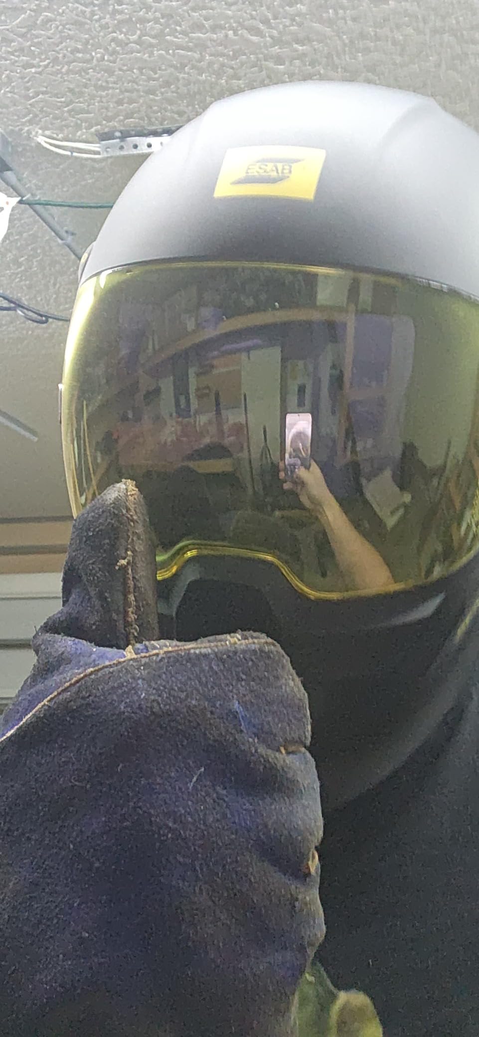 ESAB® Sentinel™ A60 Welding Helmet, Black Low-Profile Design, High Impact Resistance Nylon, Large Viewing Area 4.65 in x 2.80 in customer photo 2