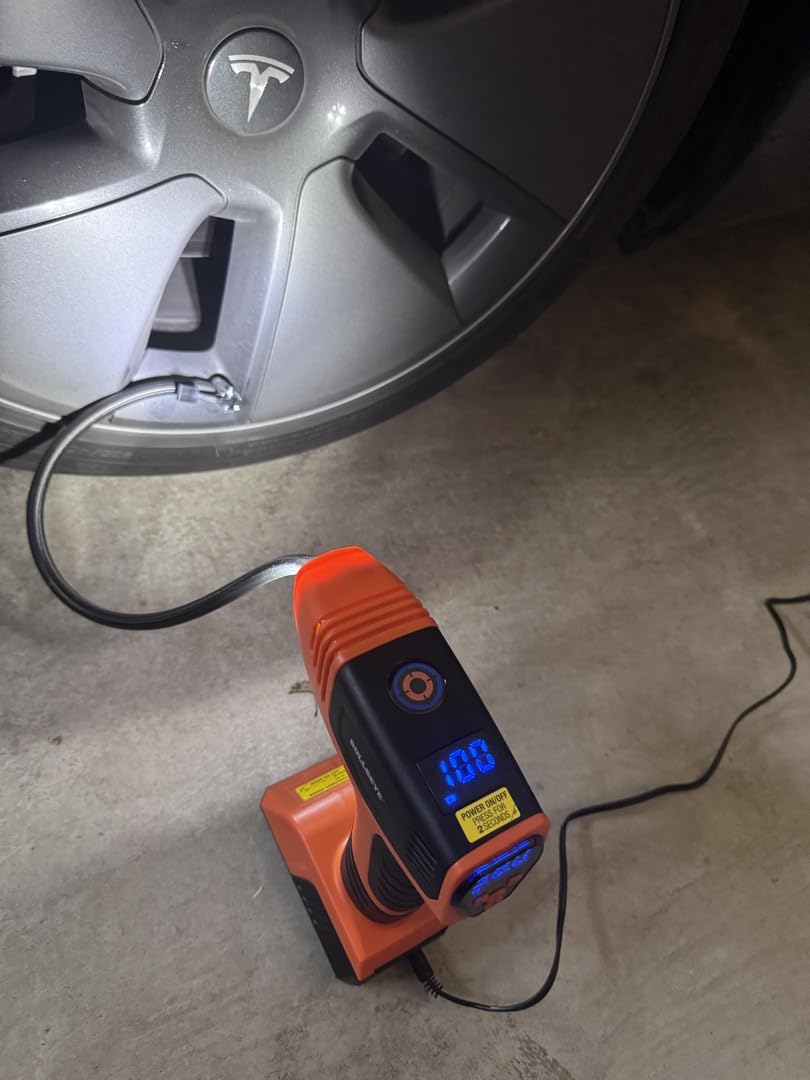 BULLSEYE PRO Tire Inflator with Pressure Gauge, Compact and Portable, Automatic Shut Off, 150 PSI Max, USB Home Rechargeable and Cord for Vehicular Use As Seen On TV (9475) customer photo 2