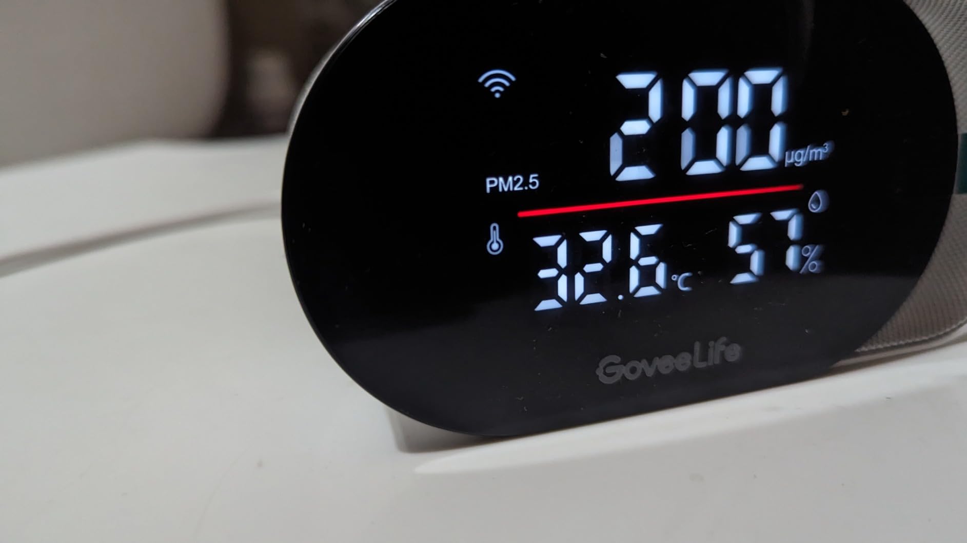 GoveeLife Smart Air Quality Monitor with PM2.5 H5106, LED Display Wired customer photo 2