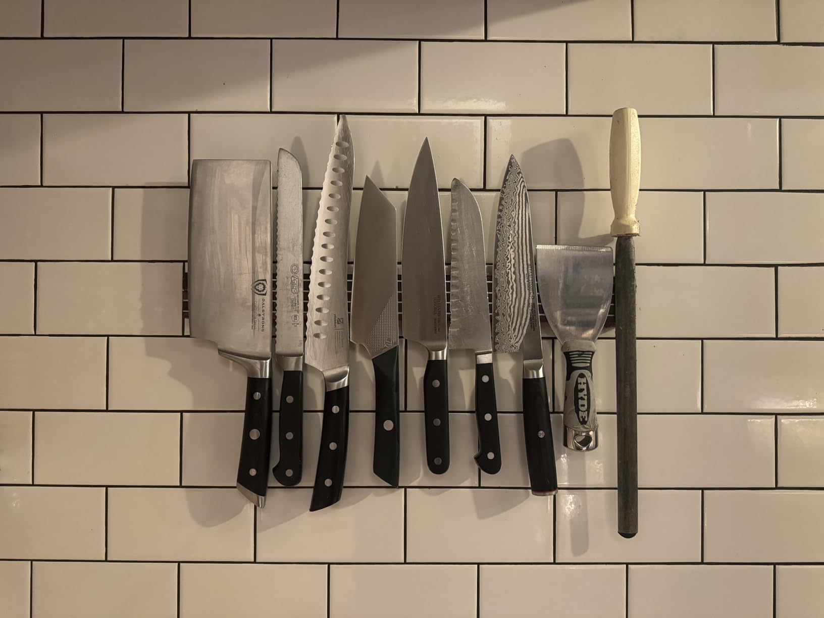 Piklohas Resharpenable Bread Knife for Homemade Bread, 10 Inch customer photo 1