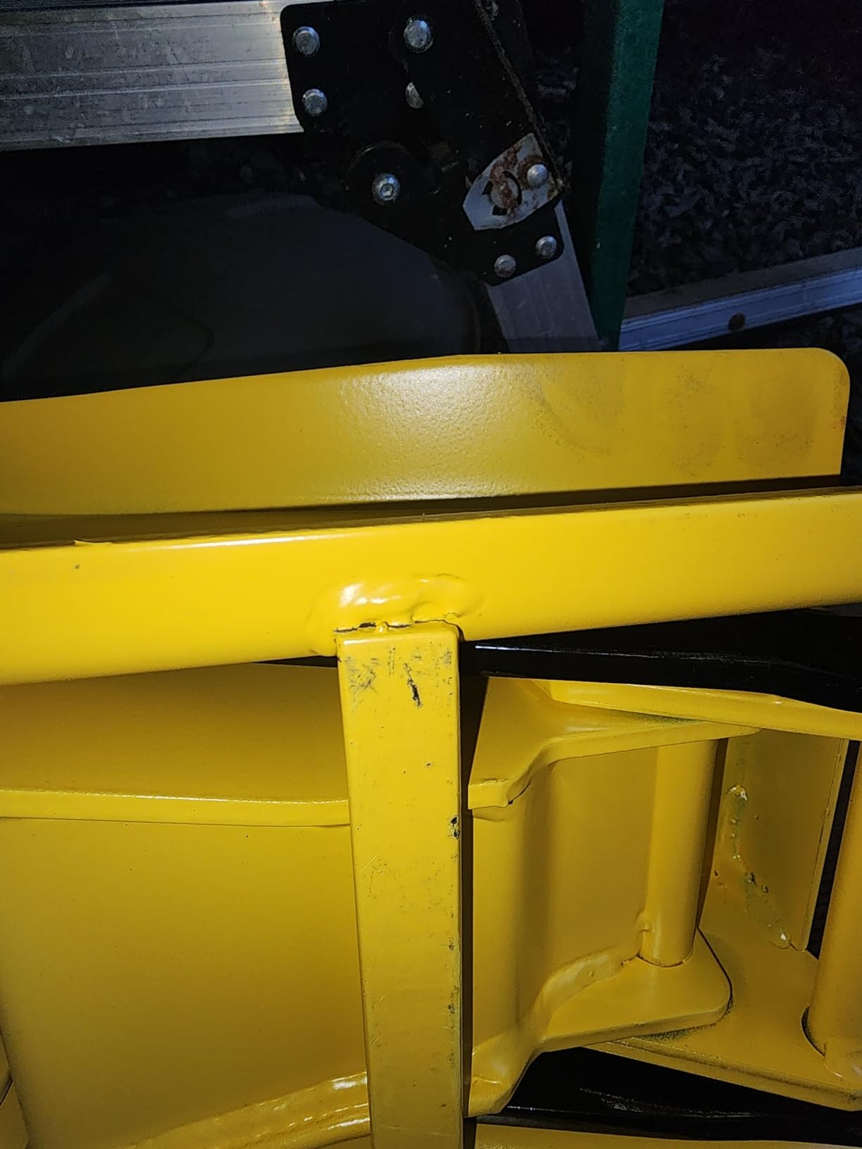 YELLOW JACKET Low Profile Floor Jack with Dual Pumps Quickly Lift Hydraulic Car Jack with Pad, 4 Ton (8,800 lb) Capacity customer photo 1