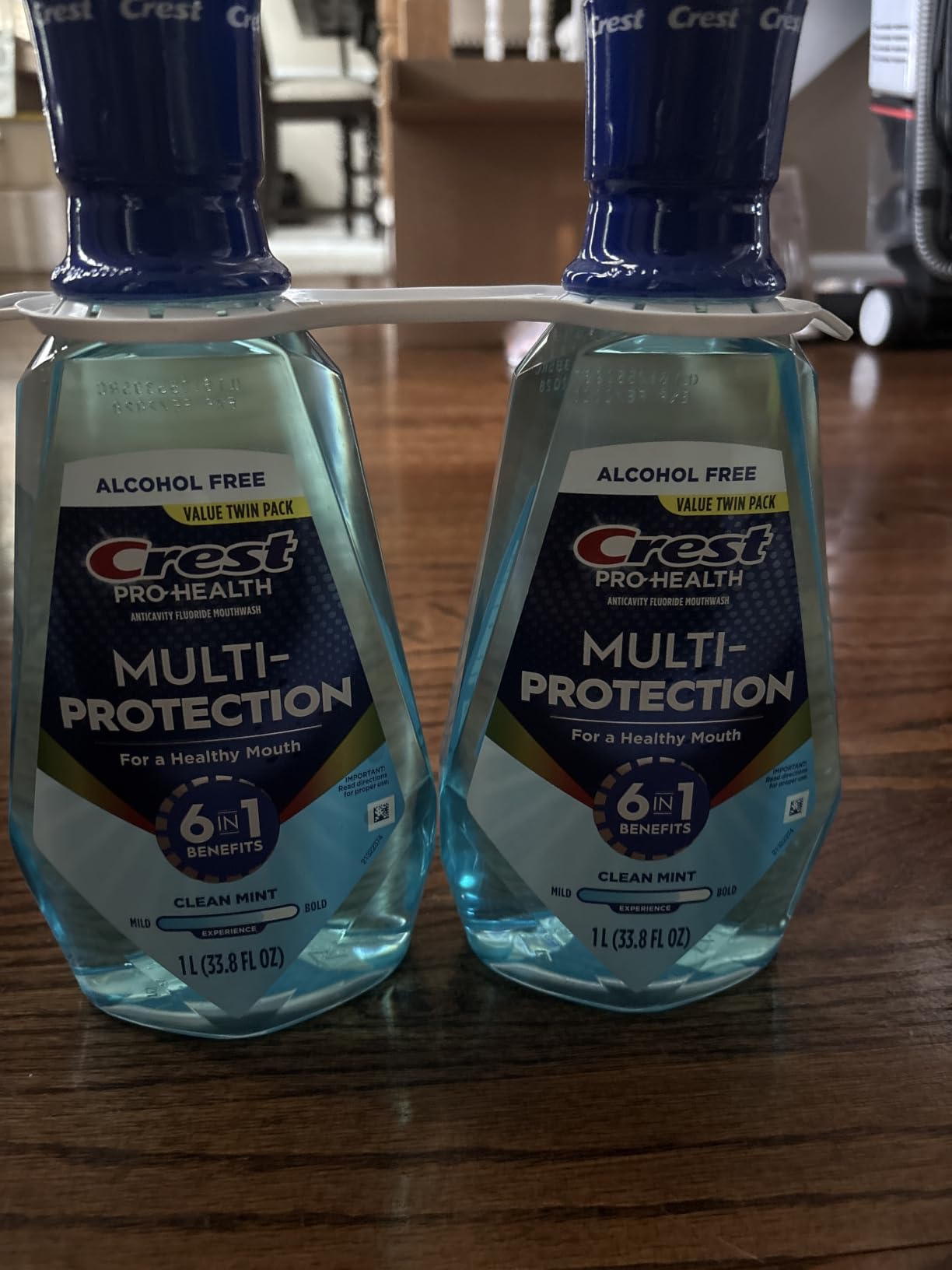 Crest Mouthwash Pro Health Multi-Protection, 1L, 2 Pack, 6-in-1 Benefits, Alcohol Free, Enamel Repair, Breath Freshener, Anti Cavity, Fluoride mouthwash, Bad Breath Treatment for Adults, Contains CPC customer photo 2