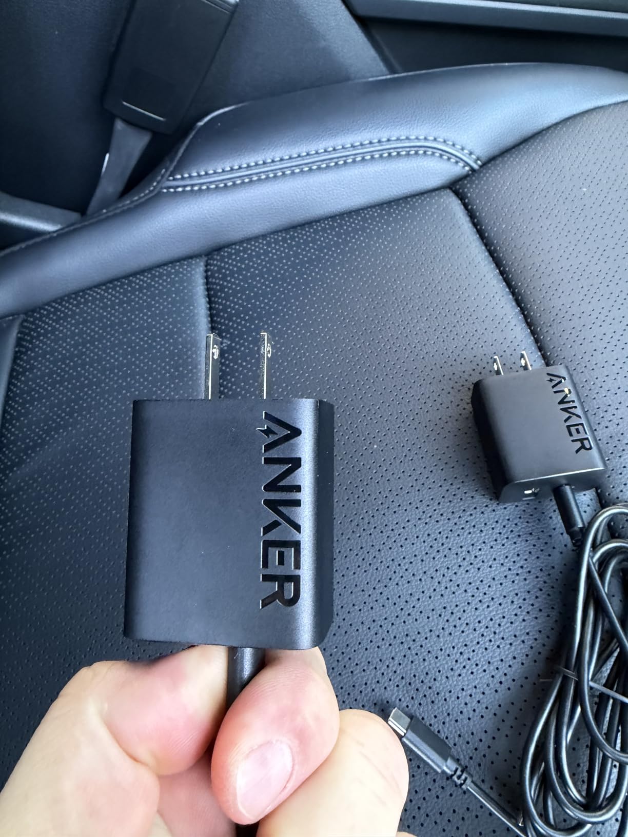 Anker Phone Charger, 20W USB C Charger Block, Type C Charger Fast Charging | For iPhone 17/17 Plus/17 Pro Max/16/16 Plus/16 Pro Max/15 Pro Max/iPad Pro and More (2-Pack with 2 Cables, Black) customer photo 2